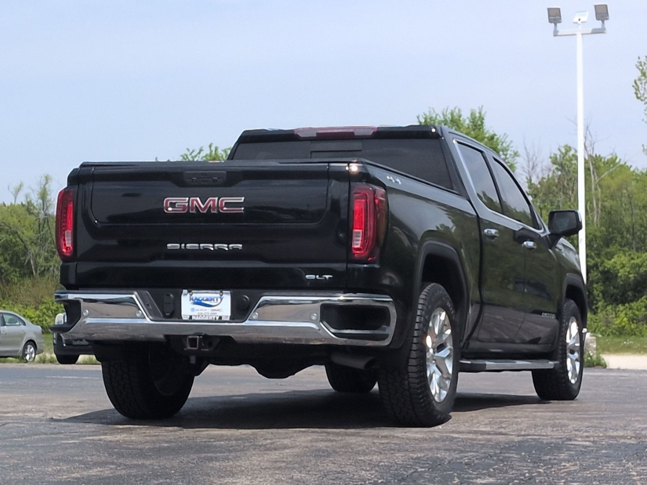 2021 GMC Sierra 1500 SLT