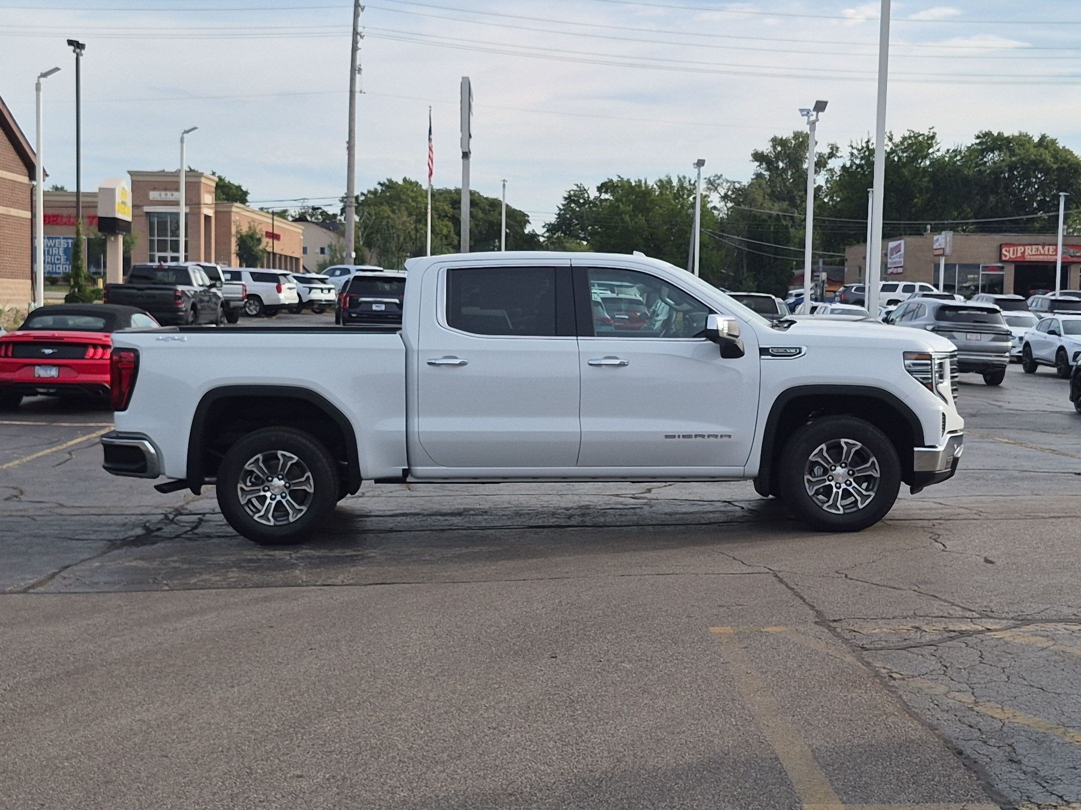 2026 GMC Sierra 1500 SLT