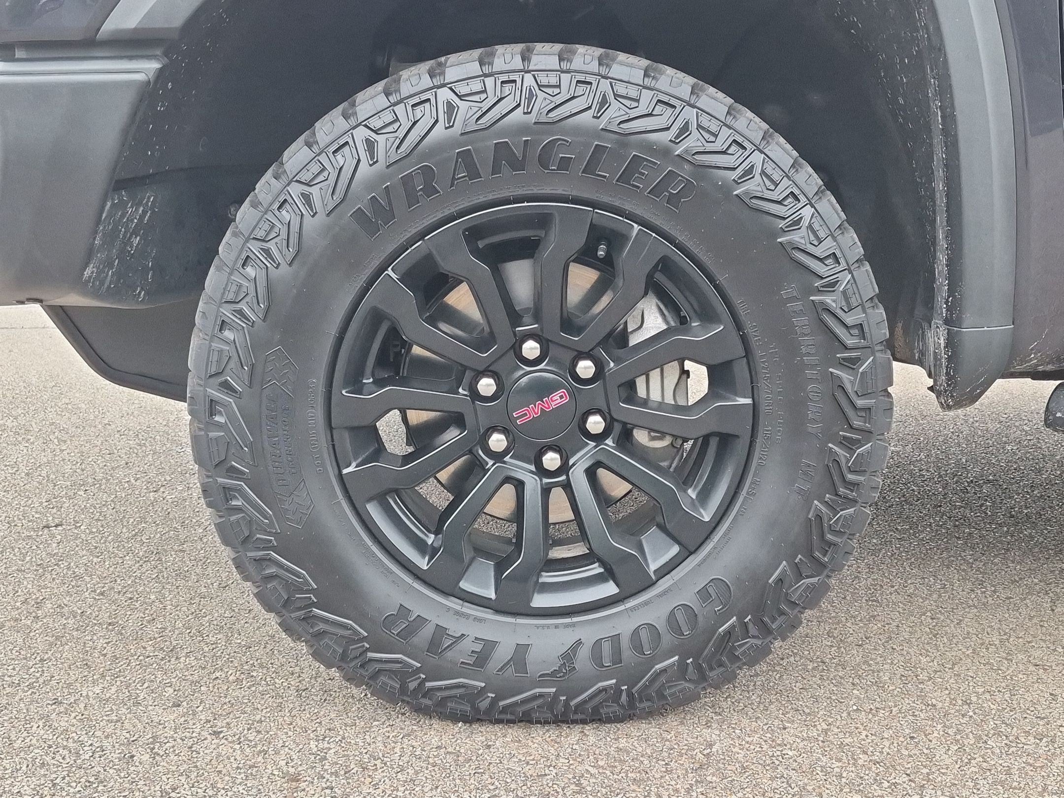 2023 GMC Sierra 1500 AT4X