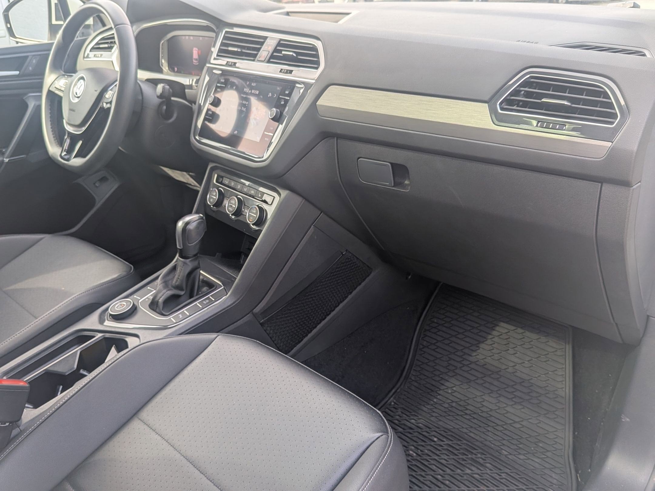 2020 Volkswagen Tiguan SE