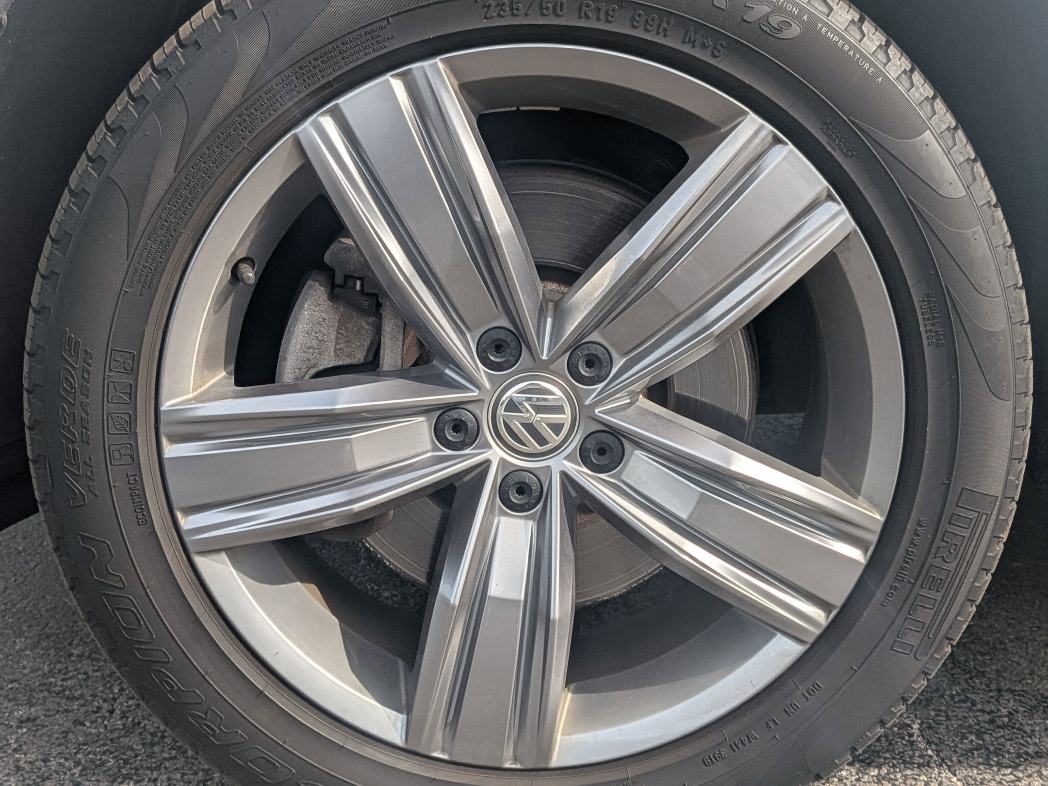 2020 Volkswagen Tiguan SE