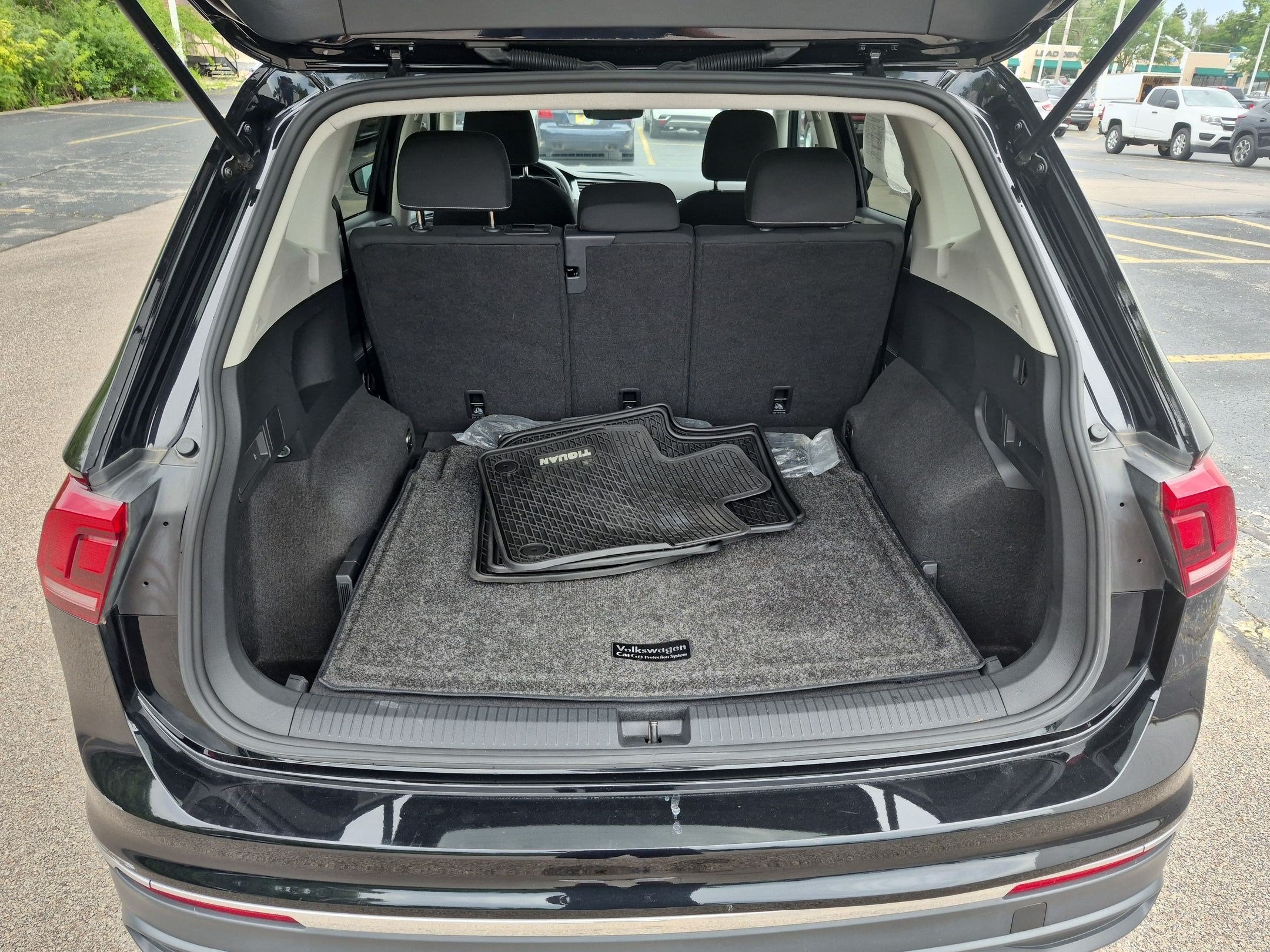 2024 Volkswagen Tiguan 2.0T S