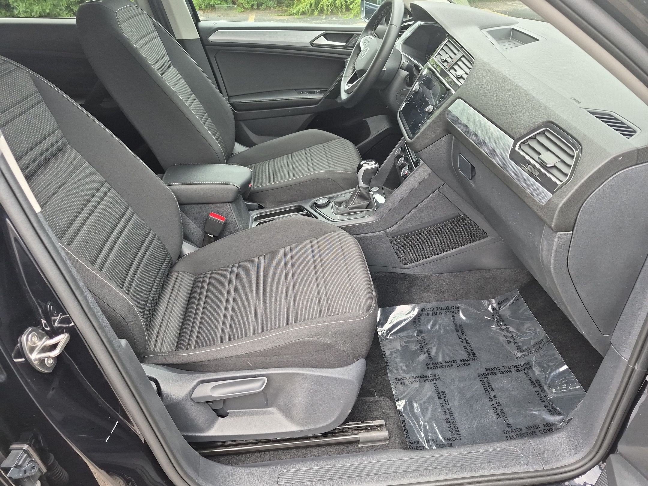 2024 Volkswagen Tiguan 2.0T S