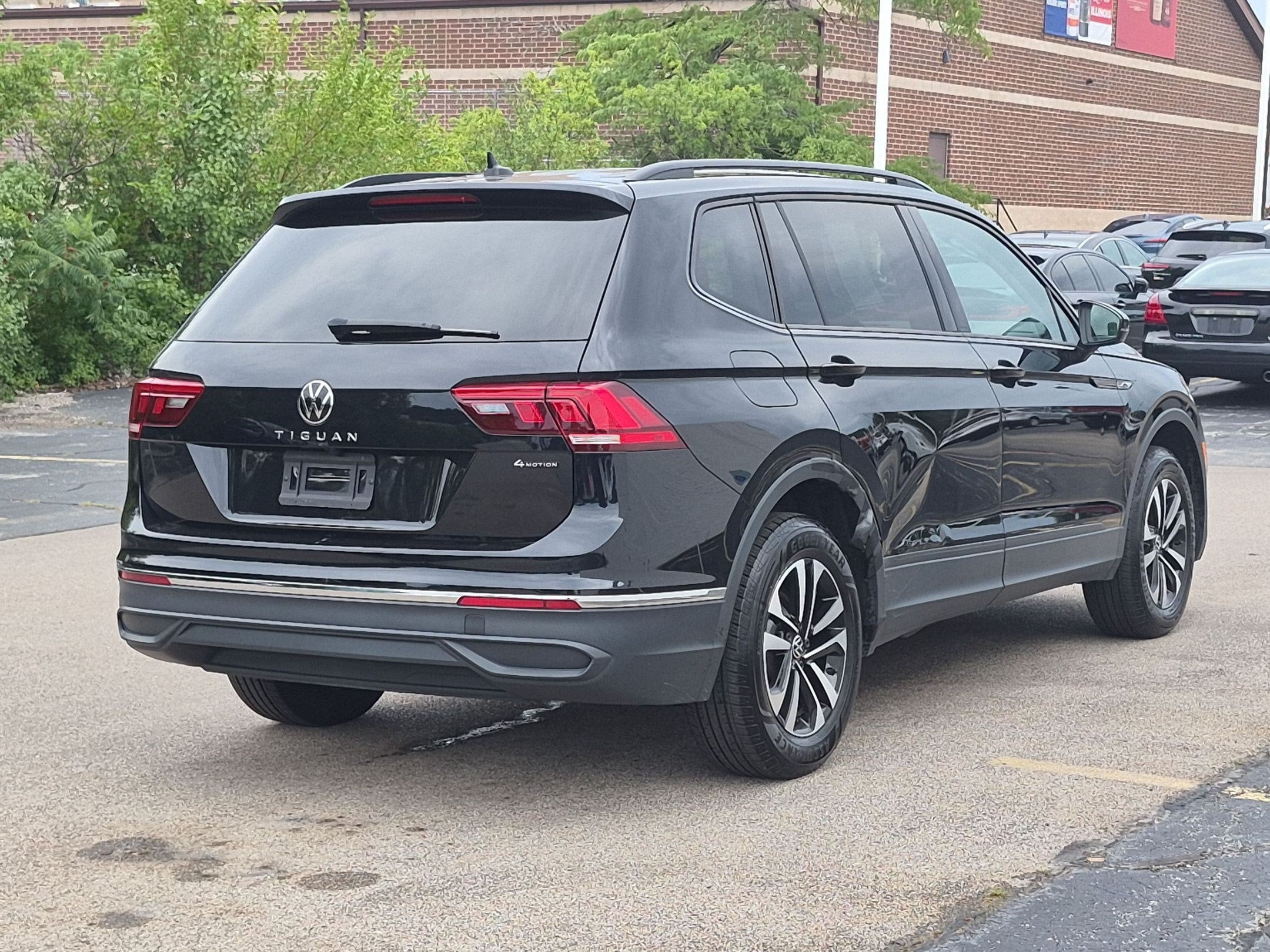 2024 Volkswagen Tiguan 2.0T S