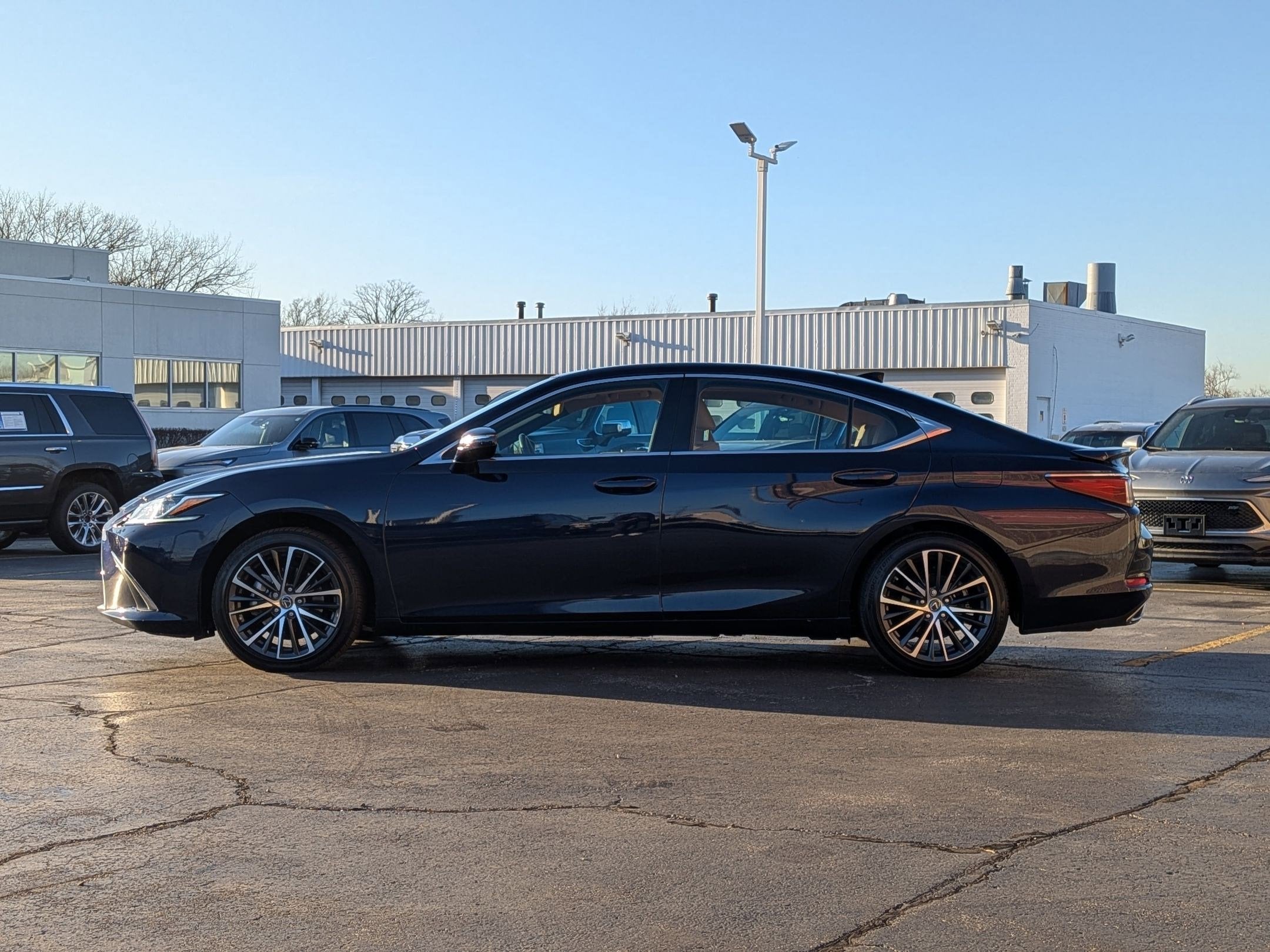 2022 Lexus ES ES 350