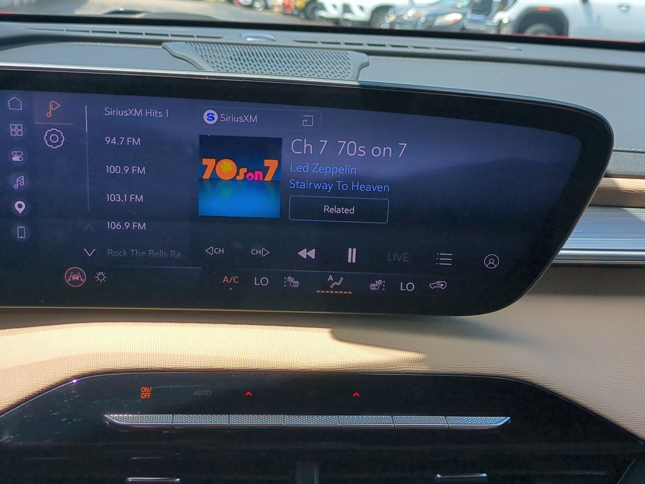 2025 Buick Enclave Preferred