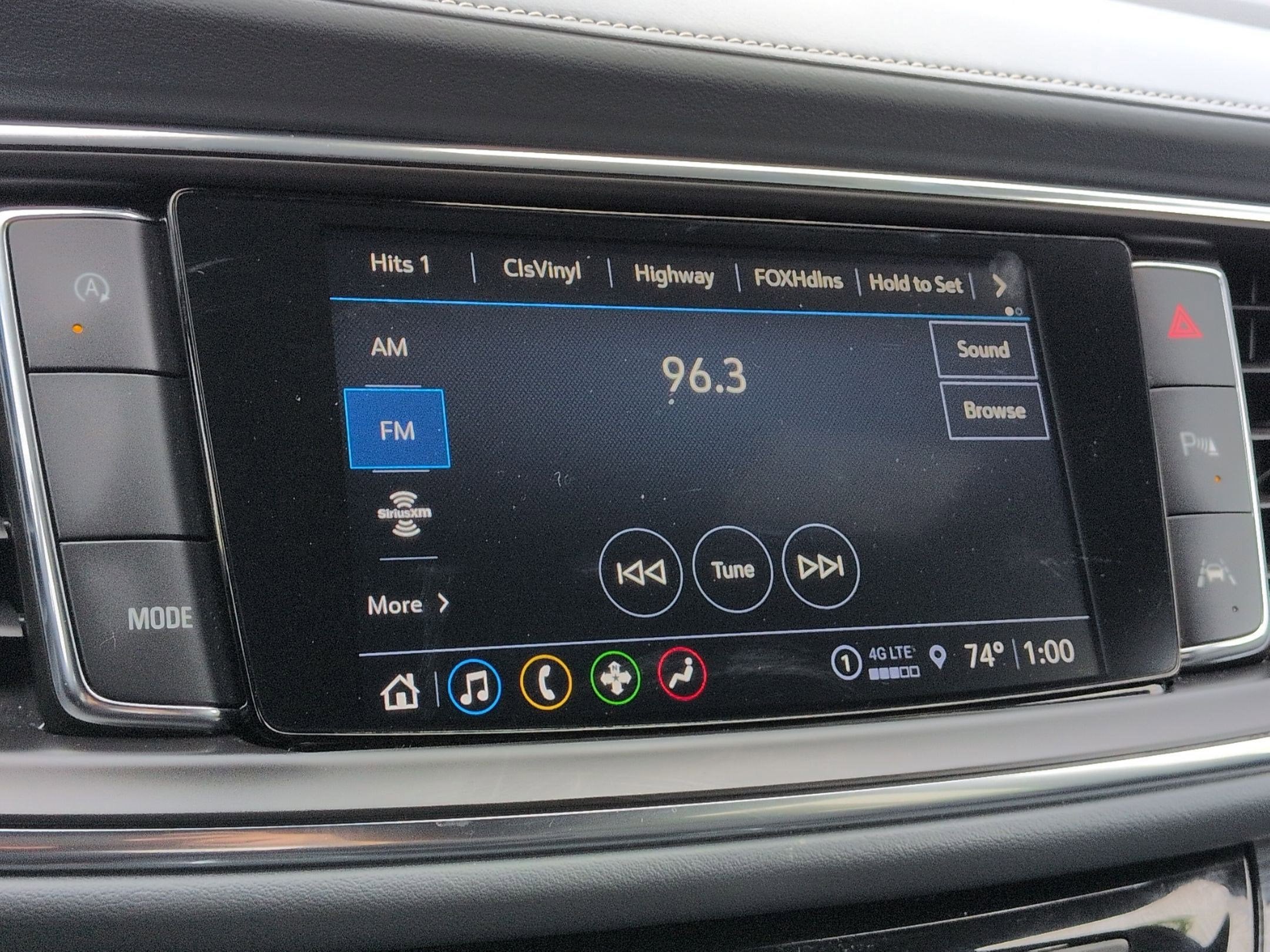 2024 Buick Enclave Essence