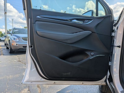 2024 Buick Enclave Essence