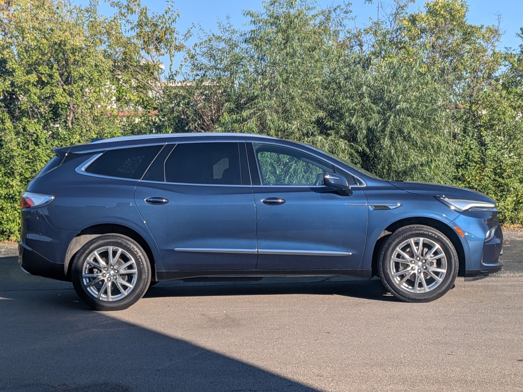 2022 Buick Enclave Essence