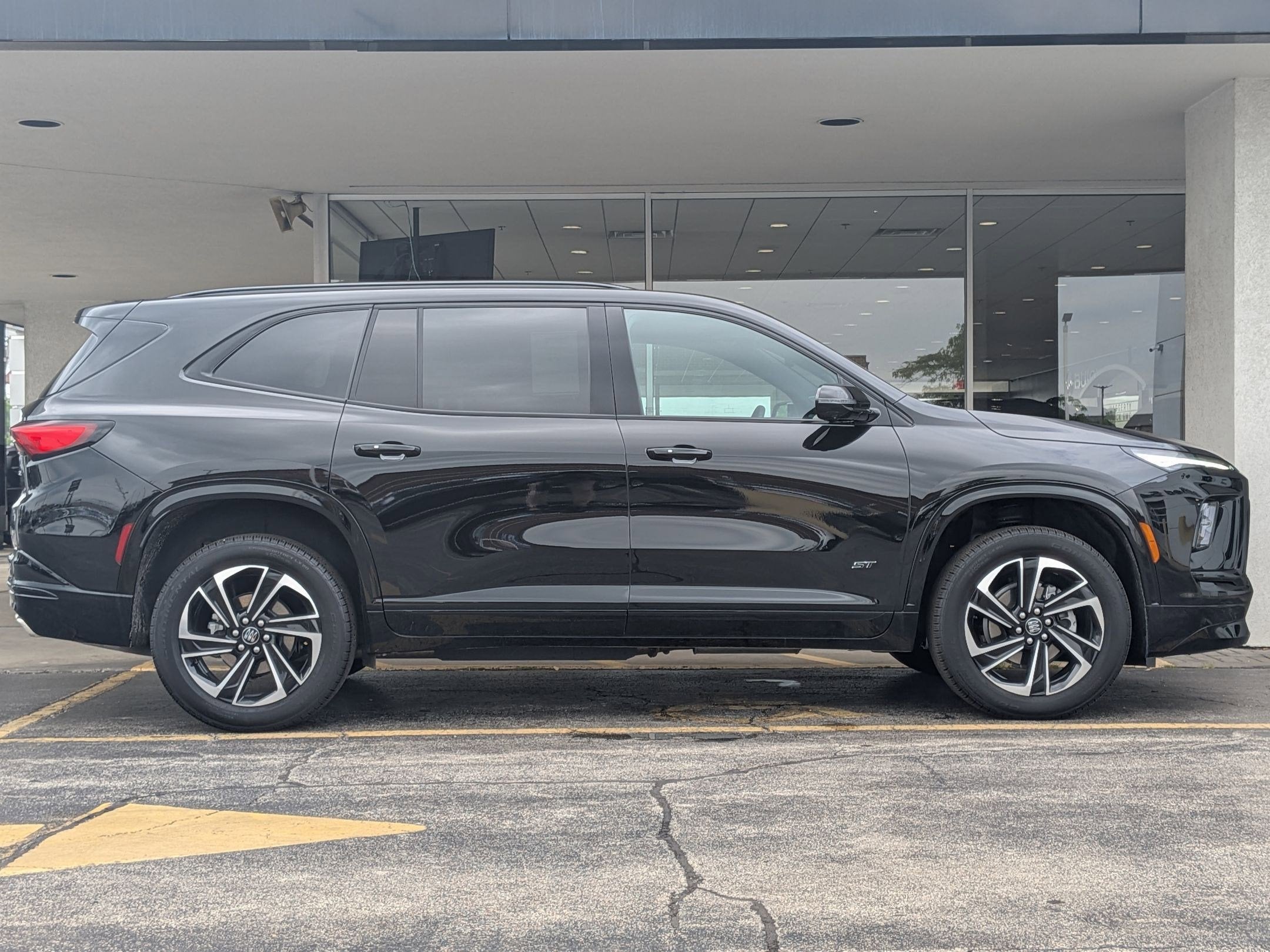 2025 Buick Enclave Sport Touring