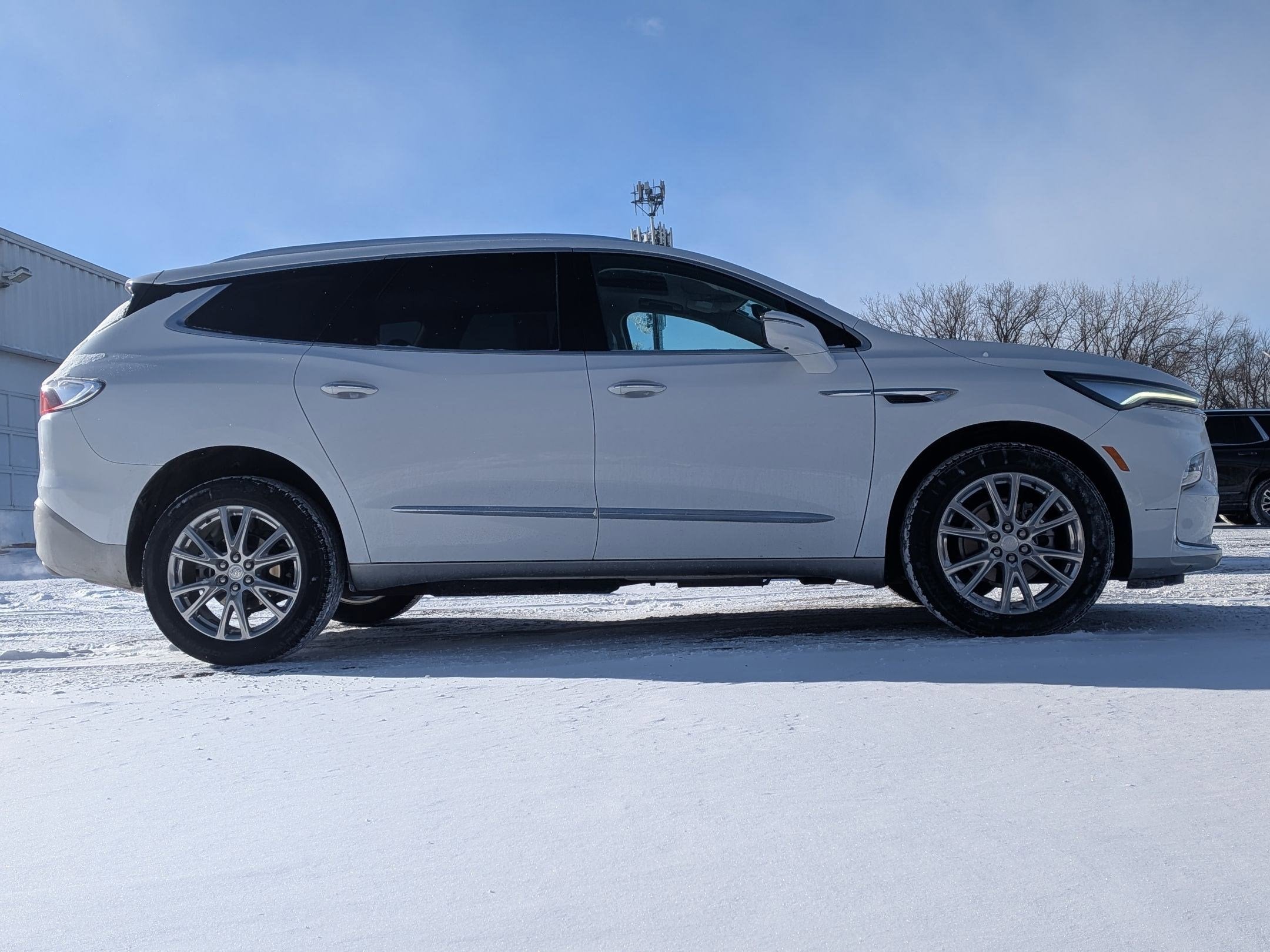 2022 Buick Enclave Essence