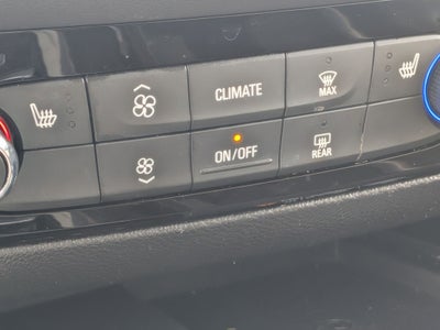2022 Buick Enclave Essence
