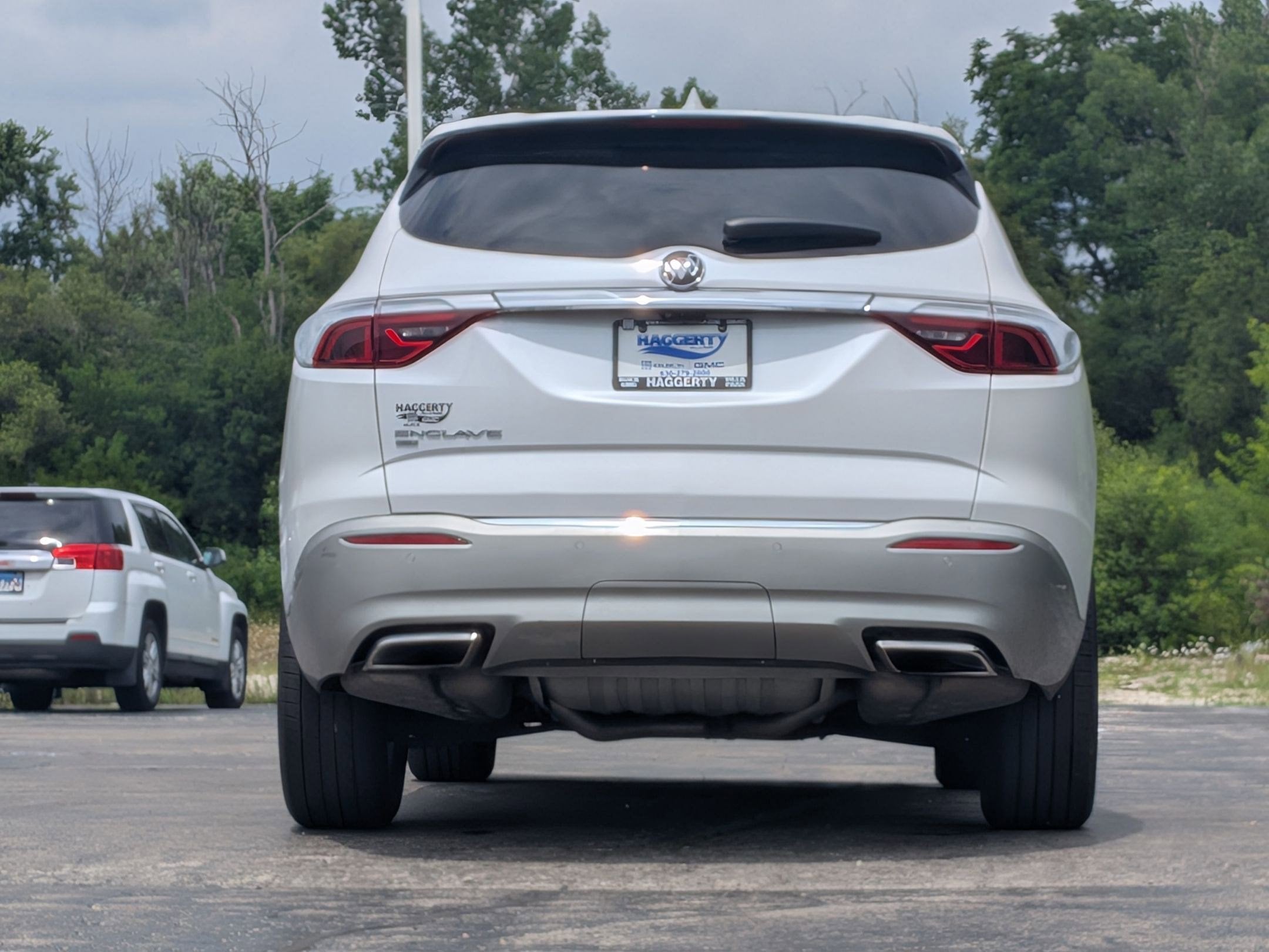 2022 Buick Enclave Essence