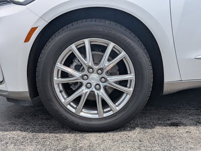 2022 Buick Enclave Essence