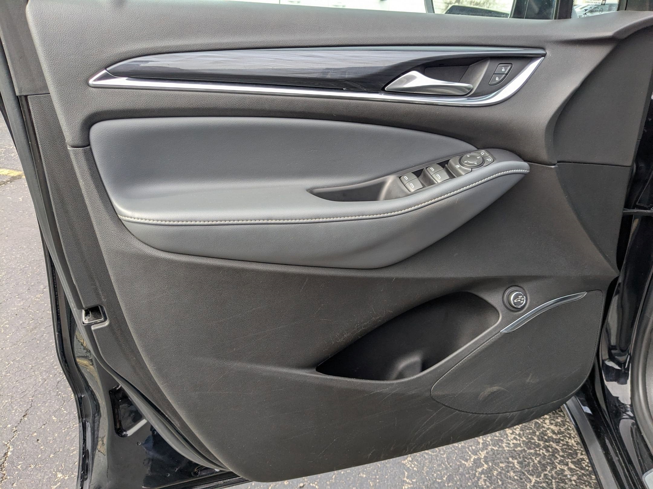 2022 Buick Enclave Essence