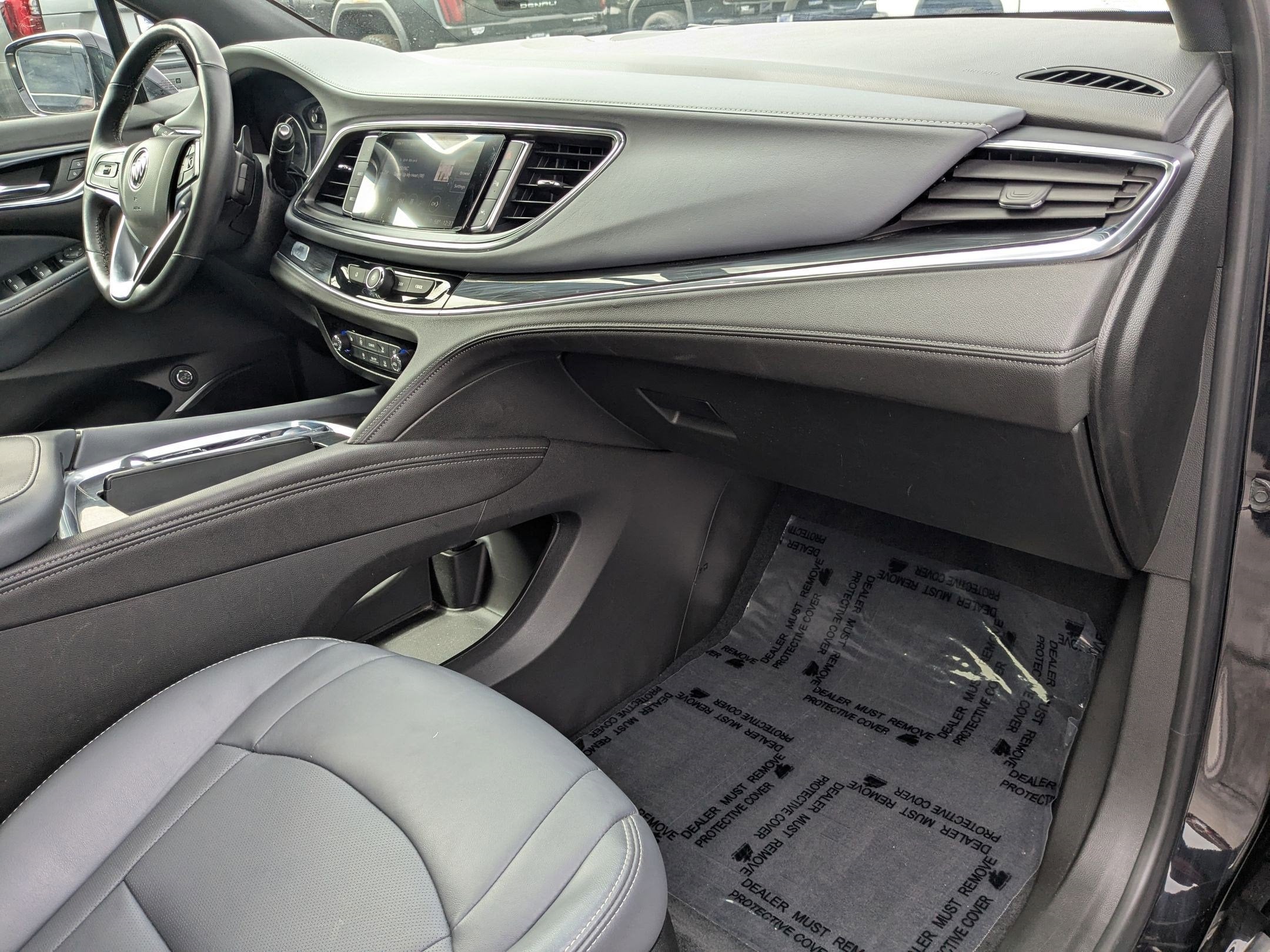 2022 Buick Enclave Essence