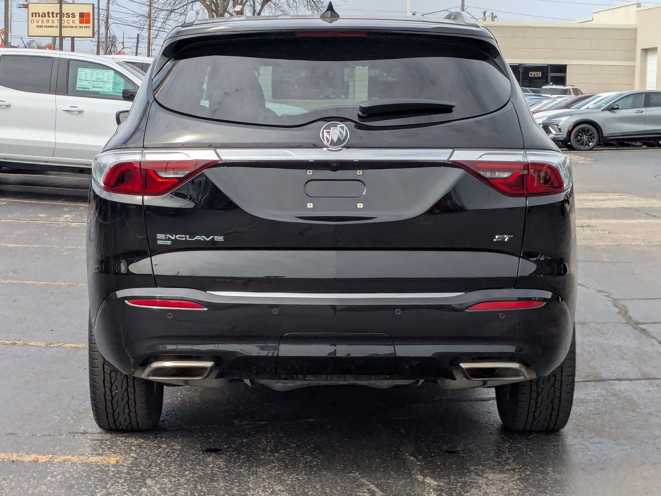 2022 Buick Enclave Essence