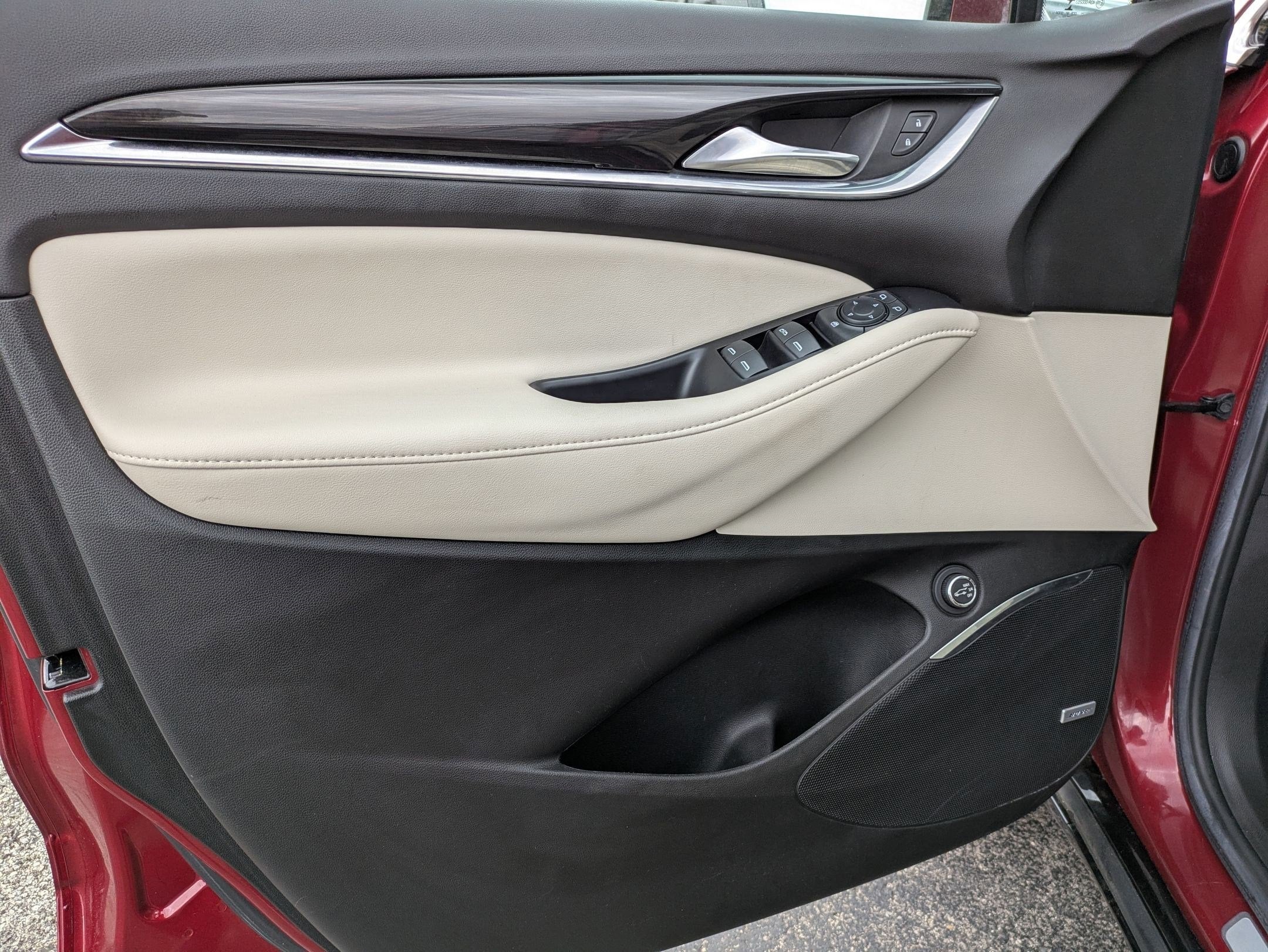 2022 Buick Enclave Essence