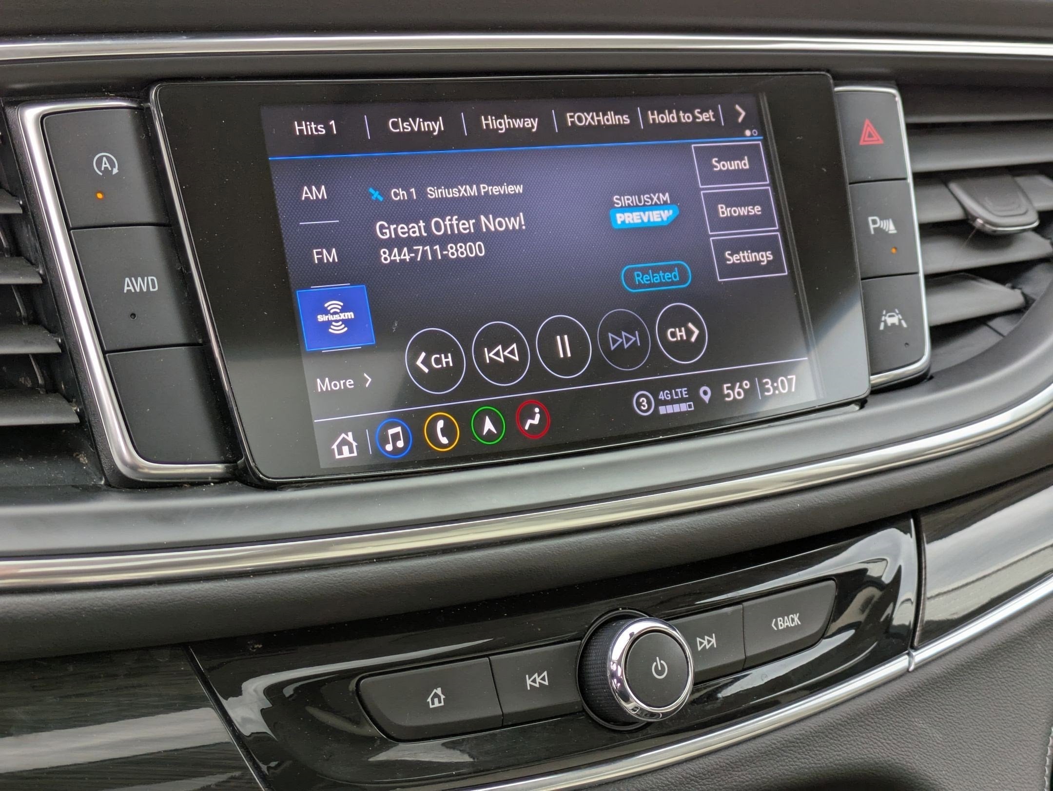 2022 Buick Enclave Essence