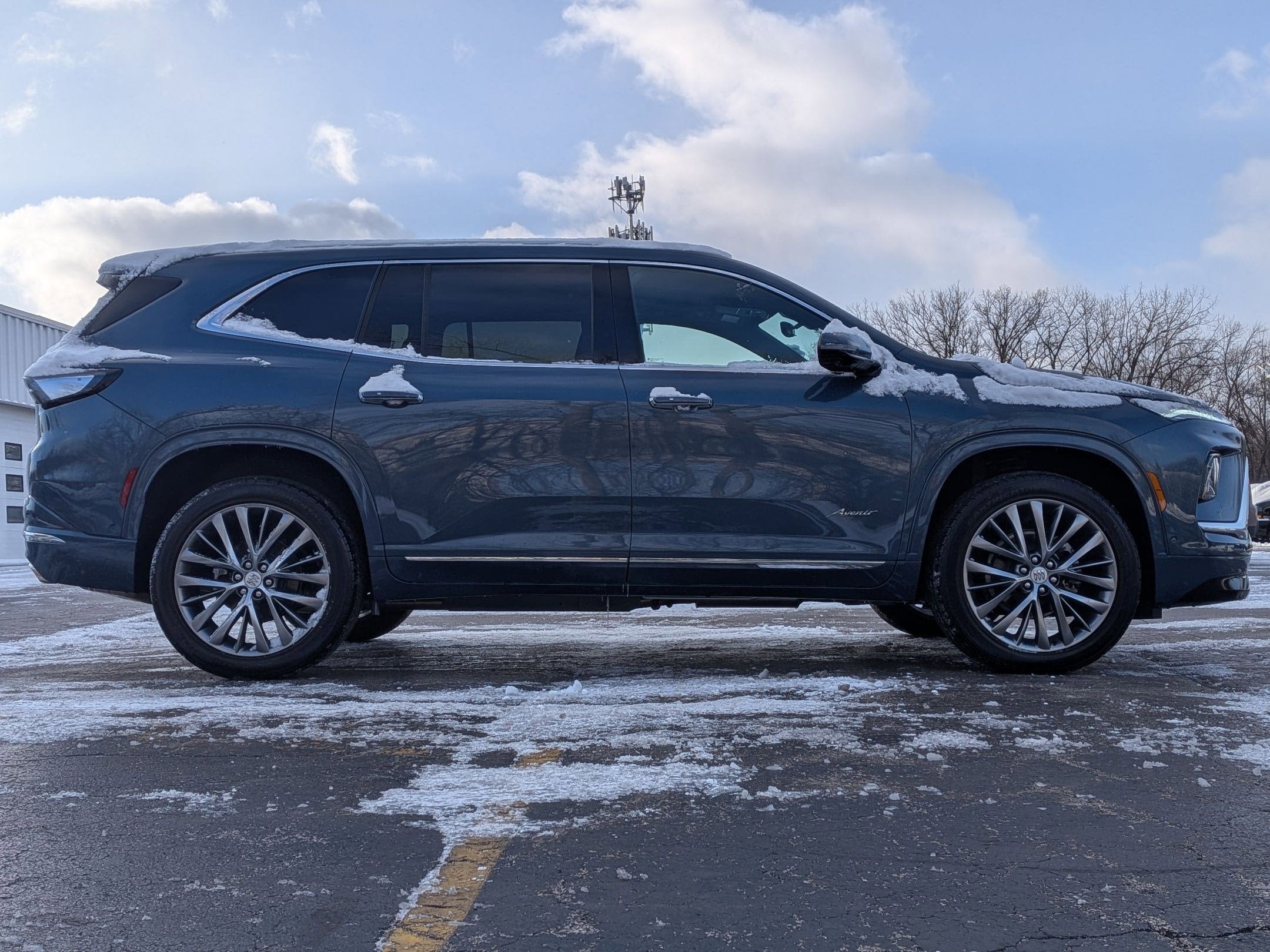 2026 Buick Enclave Avenir