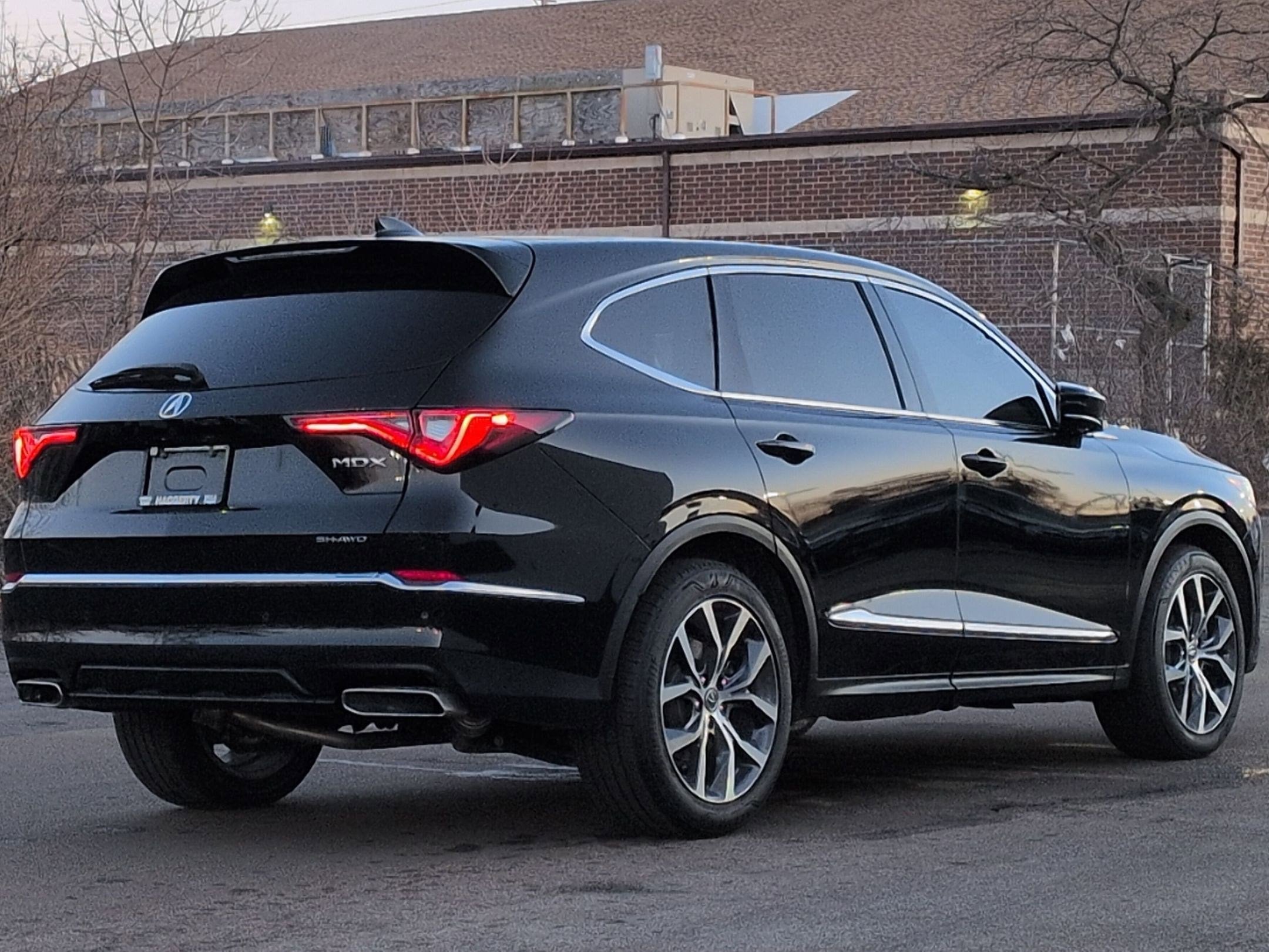 2023 Acura MDX w/Technology Package
