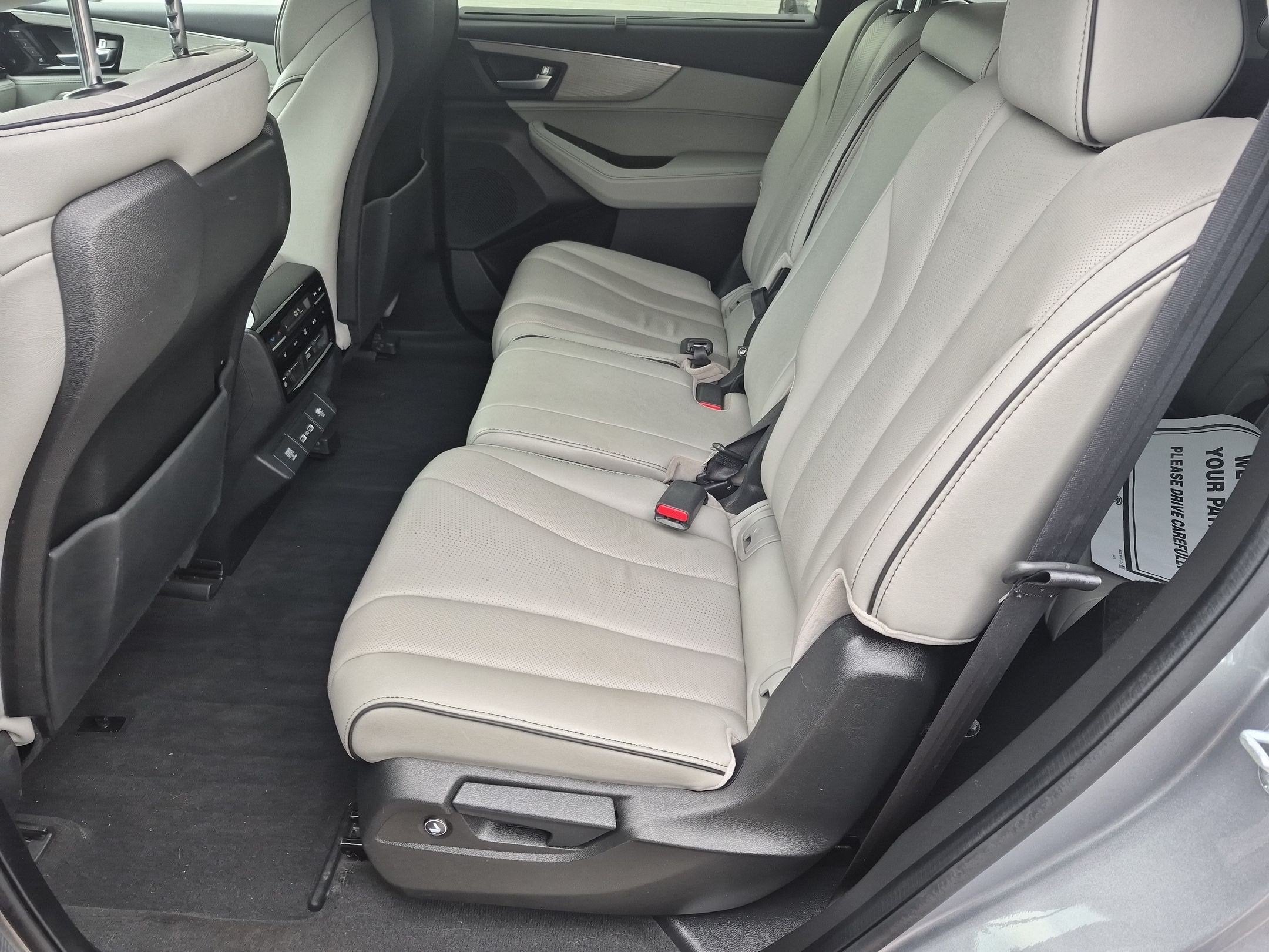 2022 Acura MDX Advance Package