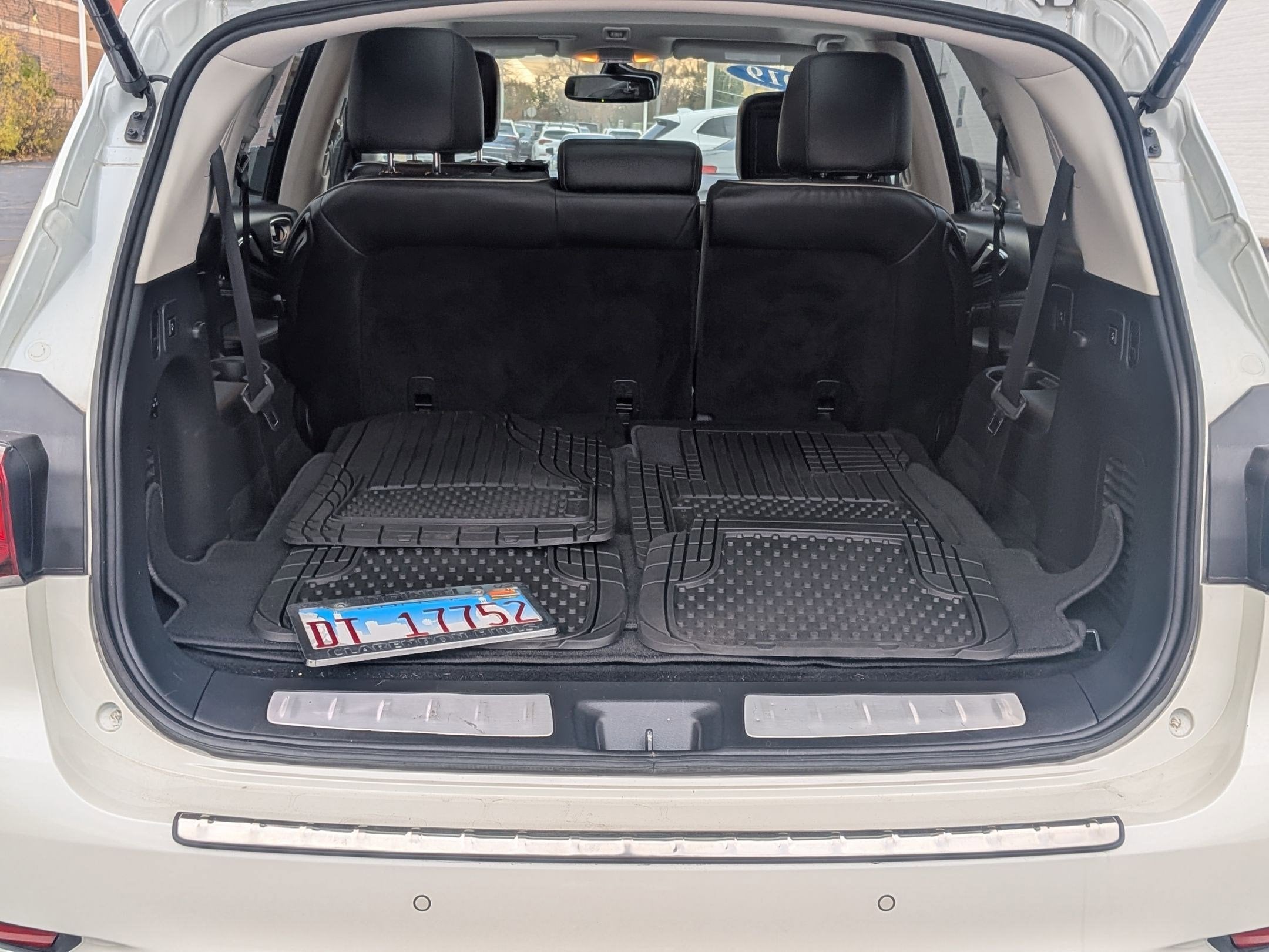 2019 INFINITI QX60 LUXE