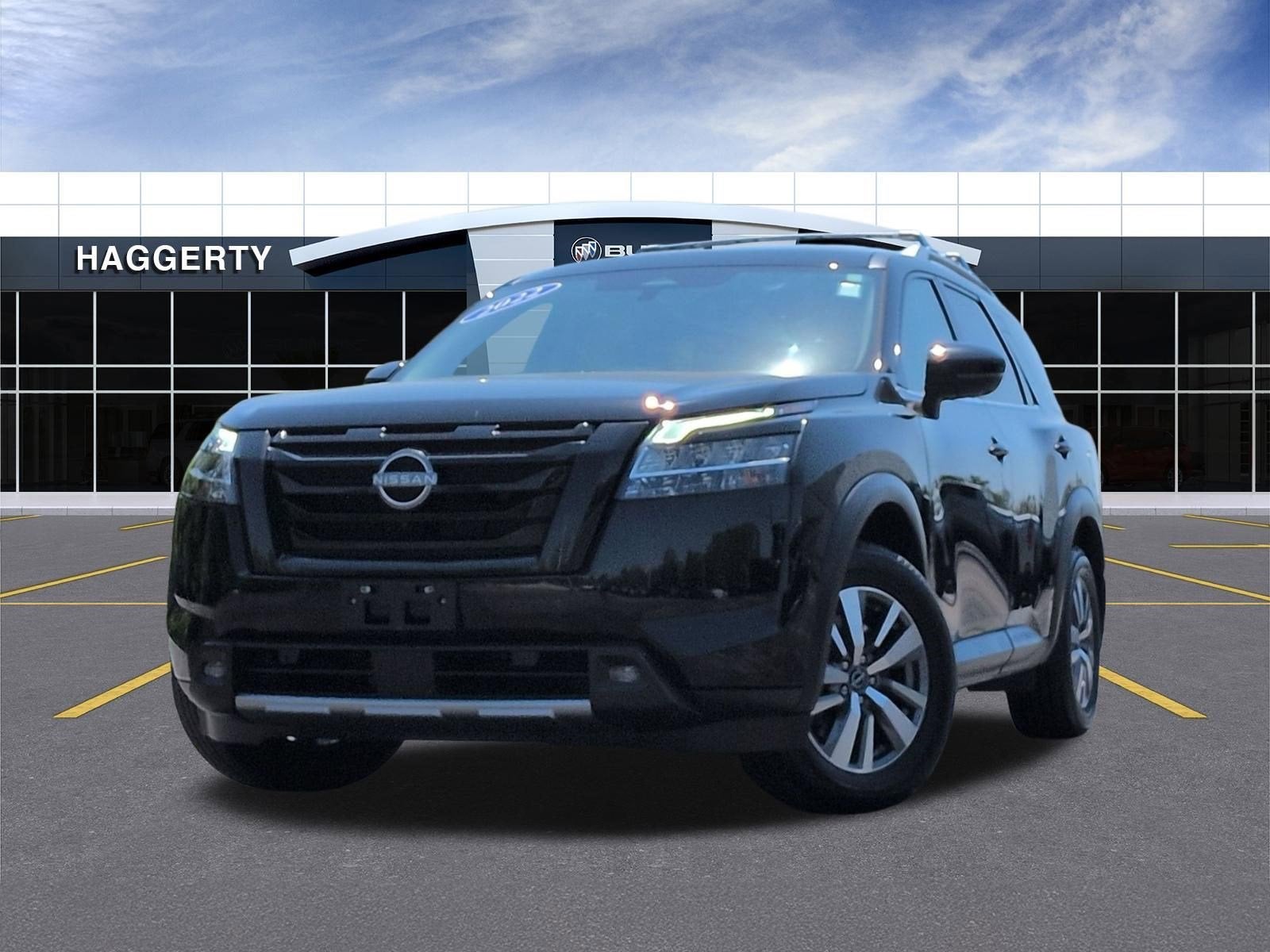 2022 Nissan Pathfinder SL 4WD