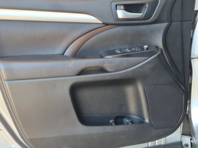 2016 Toyota Highlander XLE V6