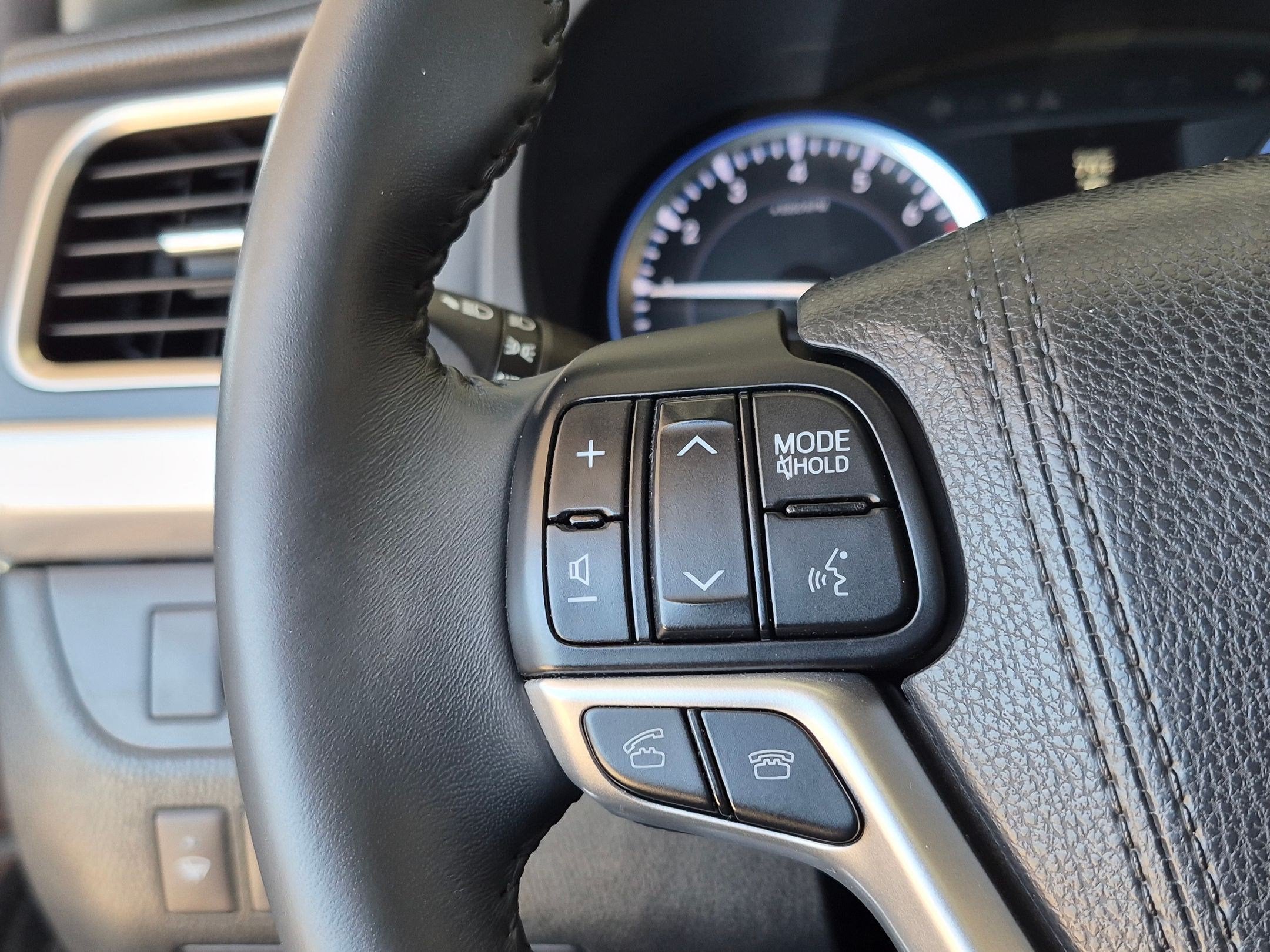 2016 Toyota Highlander XLE V6