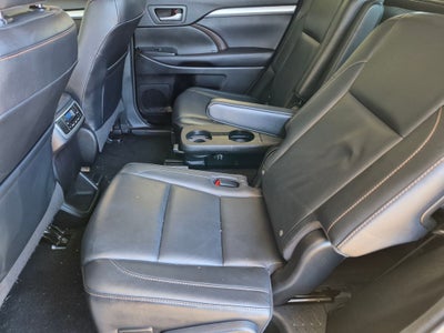 2016 Toyota Highlander XLE V6