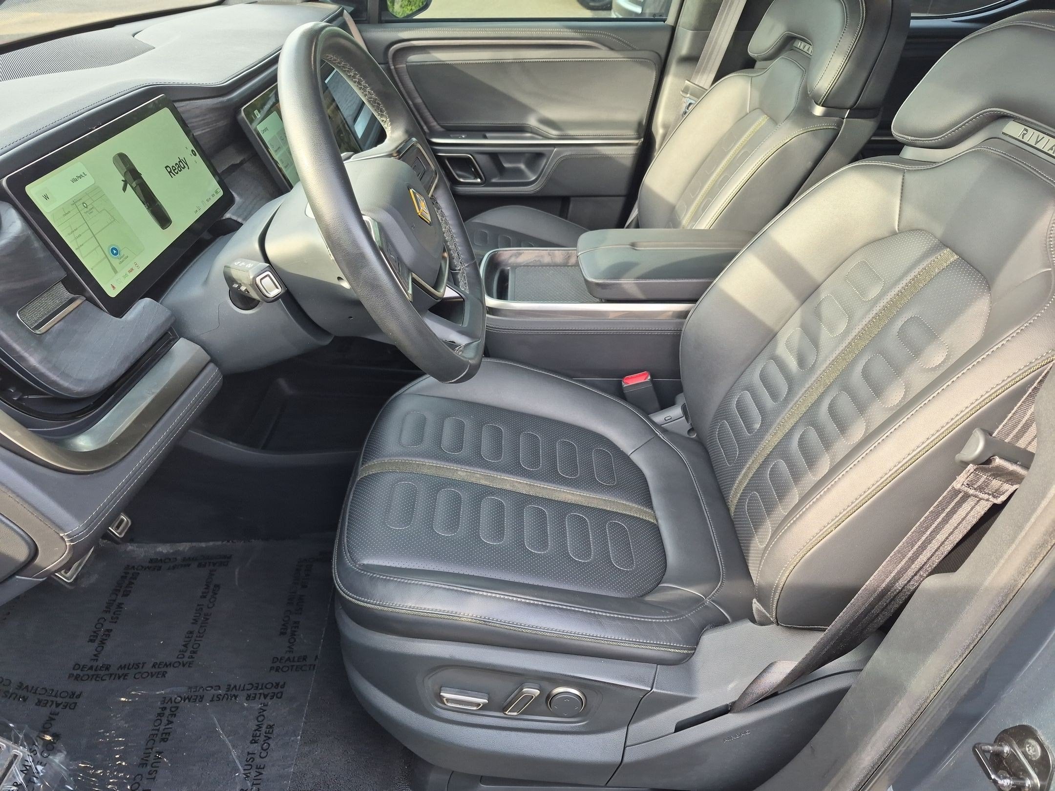 2023 RIVIAN R1T Adventure