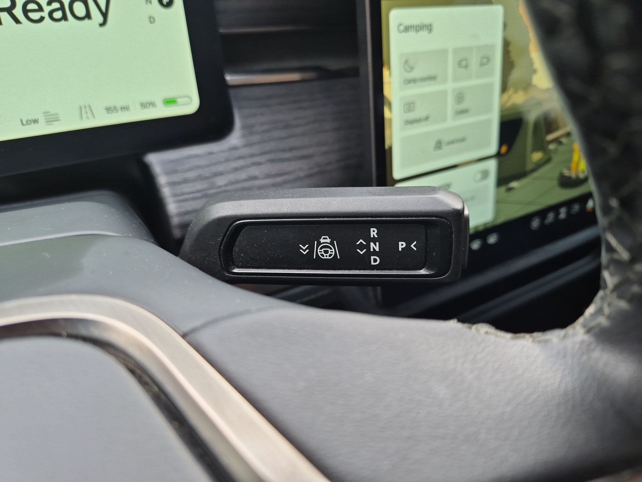 2023 RIVIAN R1T Adventure