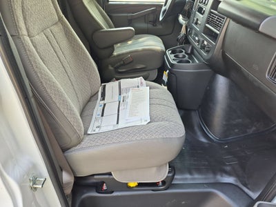 2026 GMC Savana Cutaway 3500 1WT
