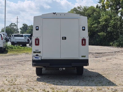 2026 GMC Savana Cutaway 3500 1WT