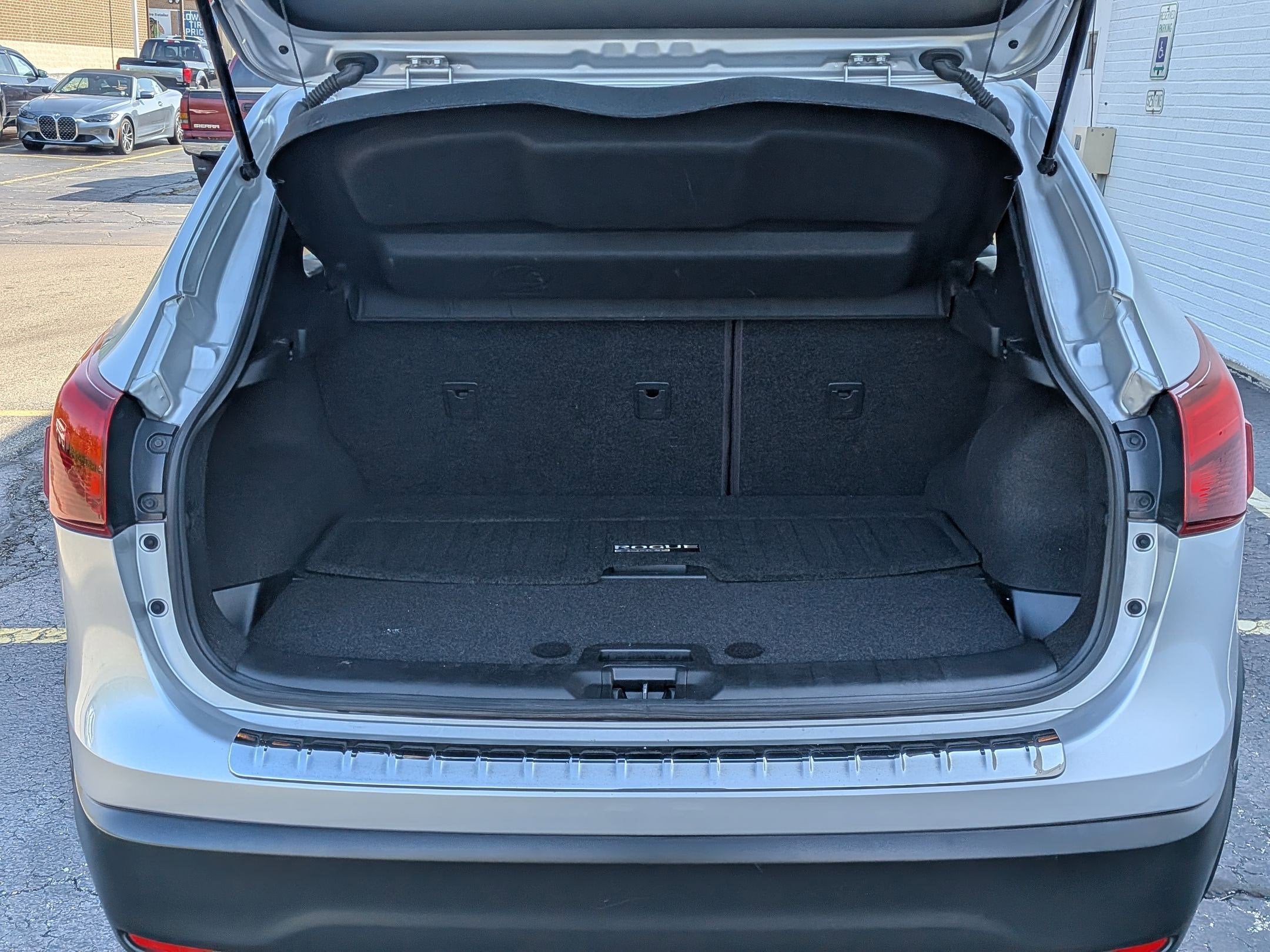 2017 Nissan Rogue Sport SL