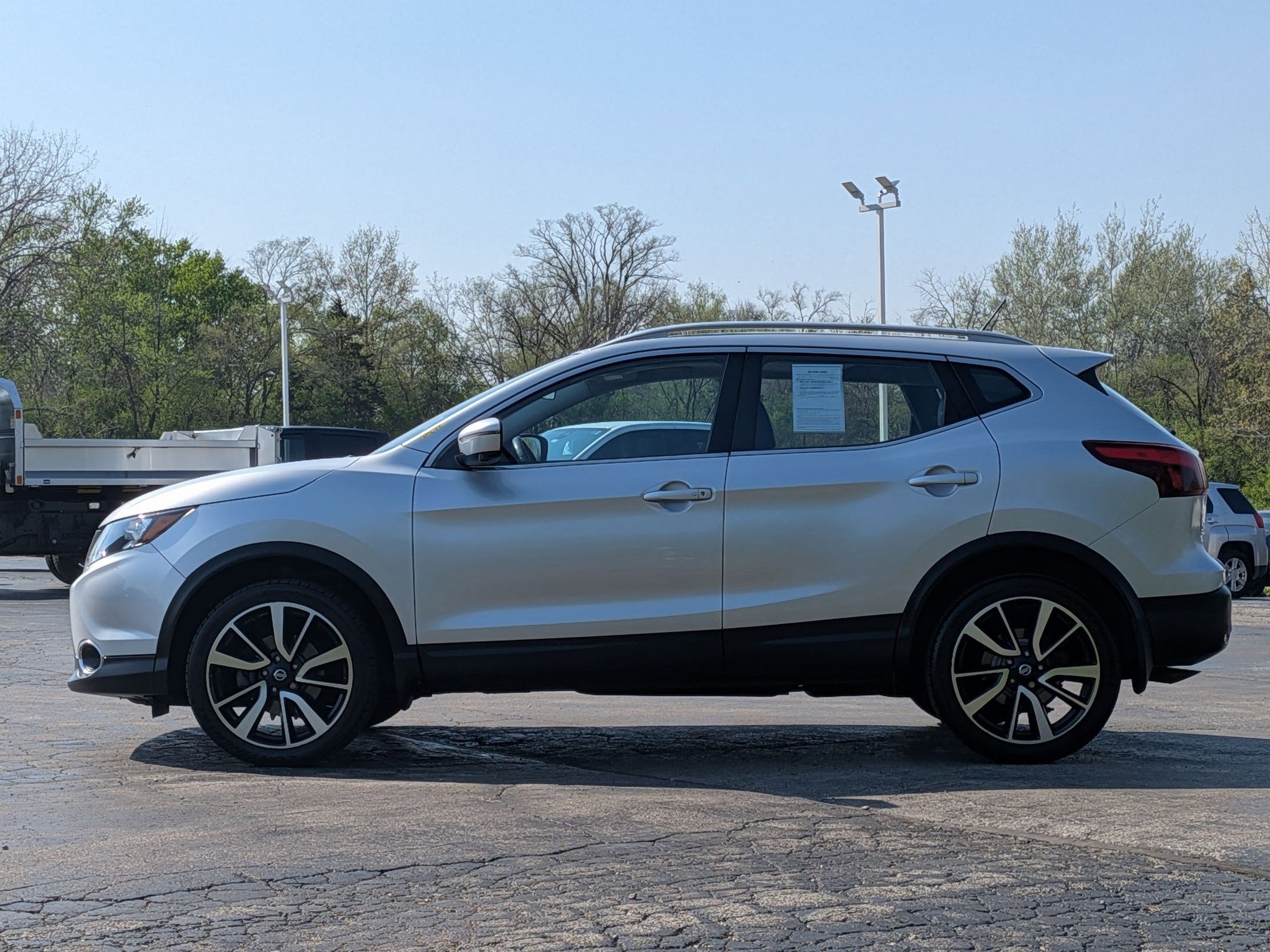 2017 Nissan Rogue Sport SL
