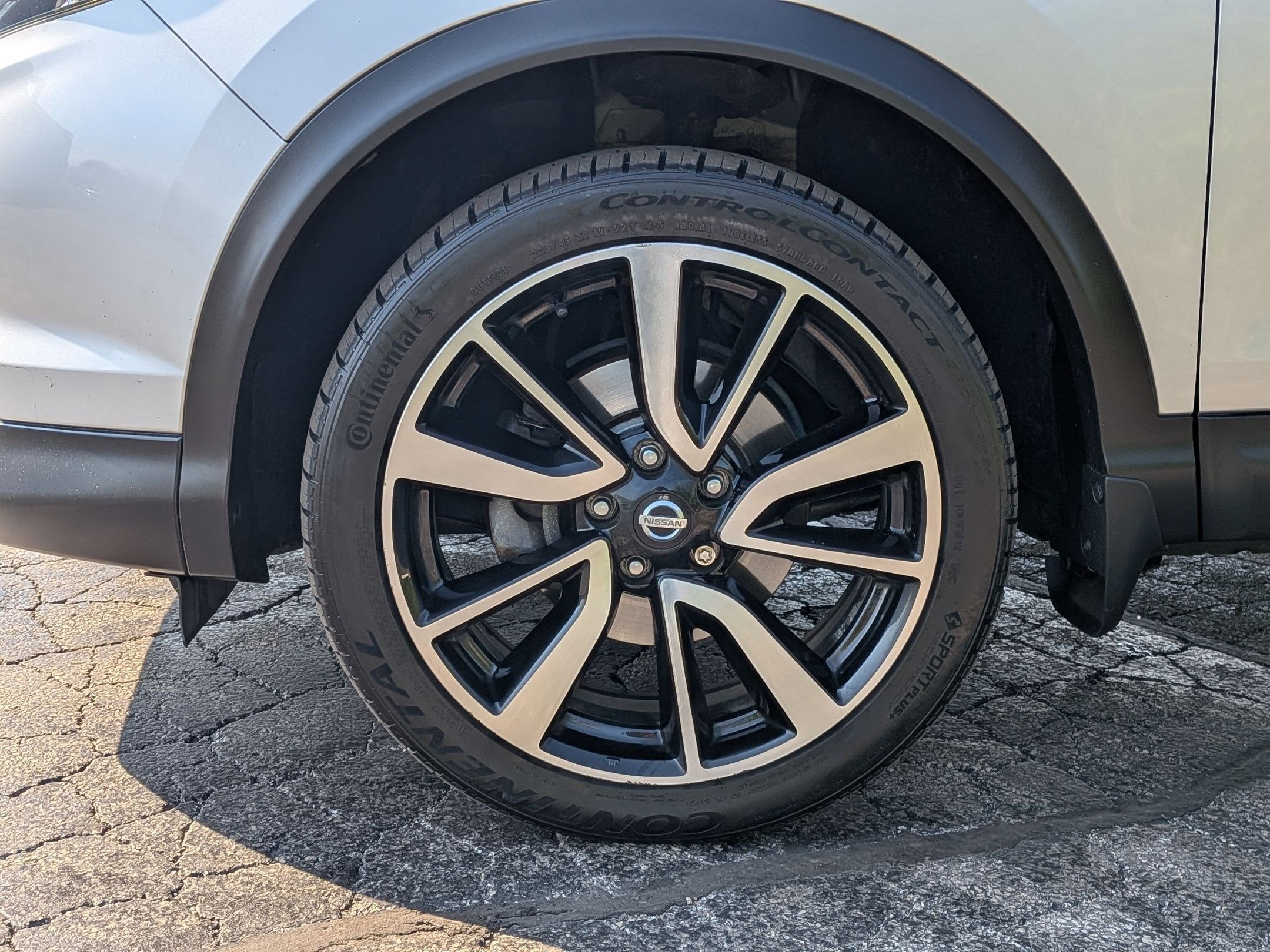 2017 Nissan Rogue Sport SL