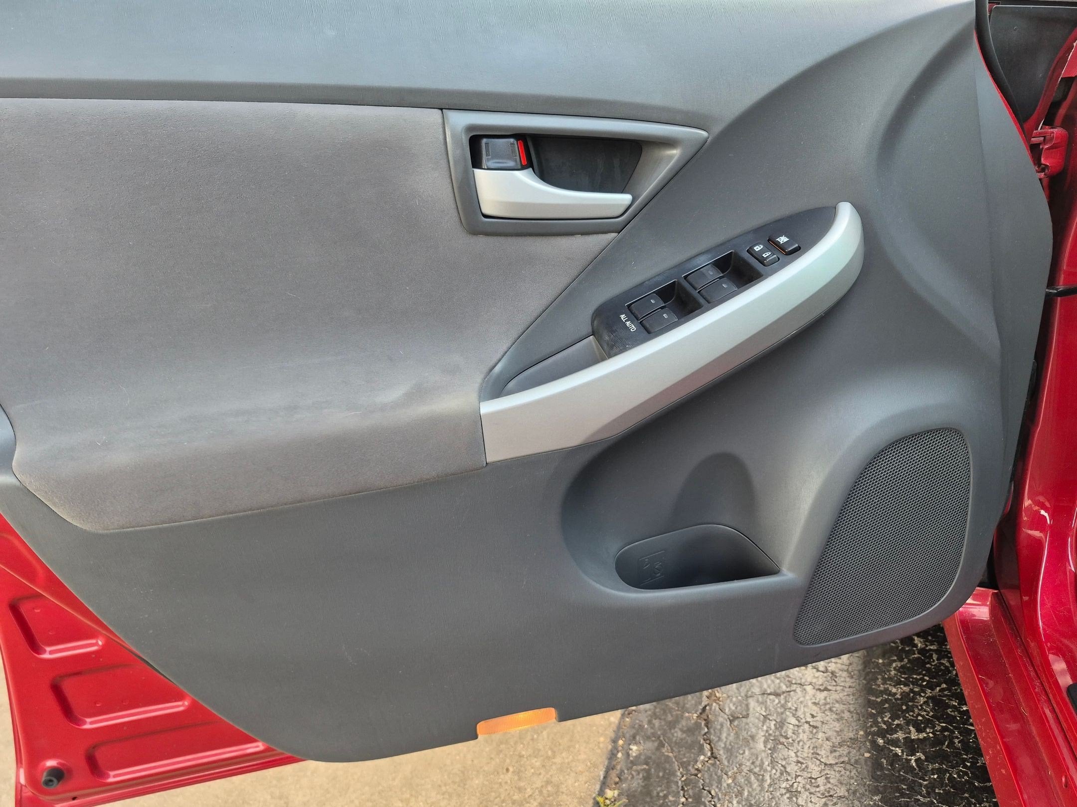 2011 Toyota Prius Two