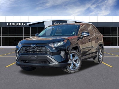 2022 Toyota RAV4 LE