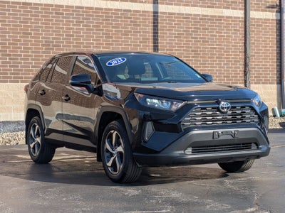 2022 Toyota RAV4 LE