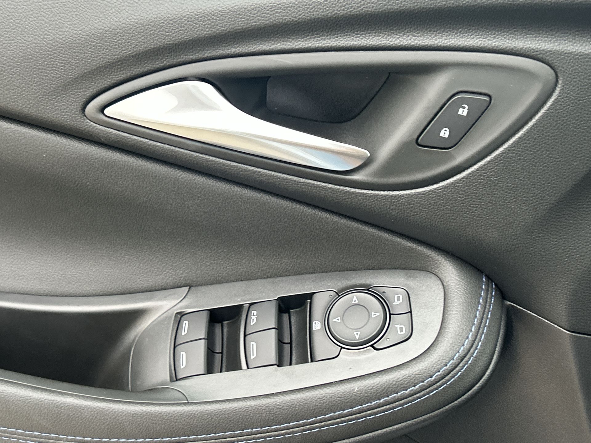 2026 Buick Encore GX Sport Touring - Photo 53