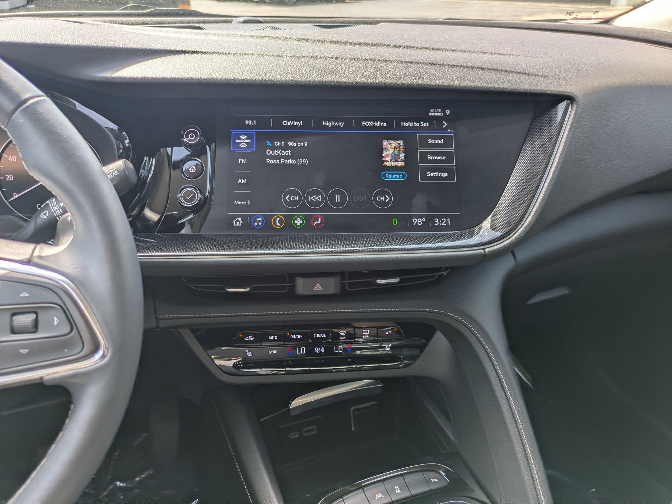 2023 Buick Envision Preferred