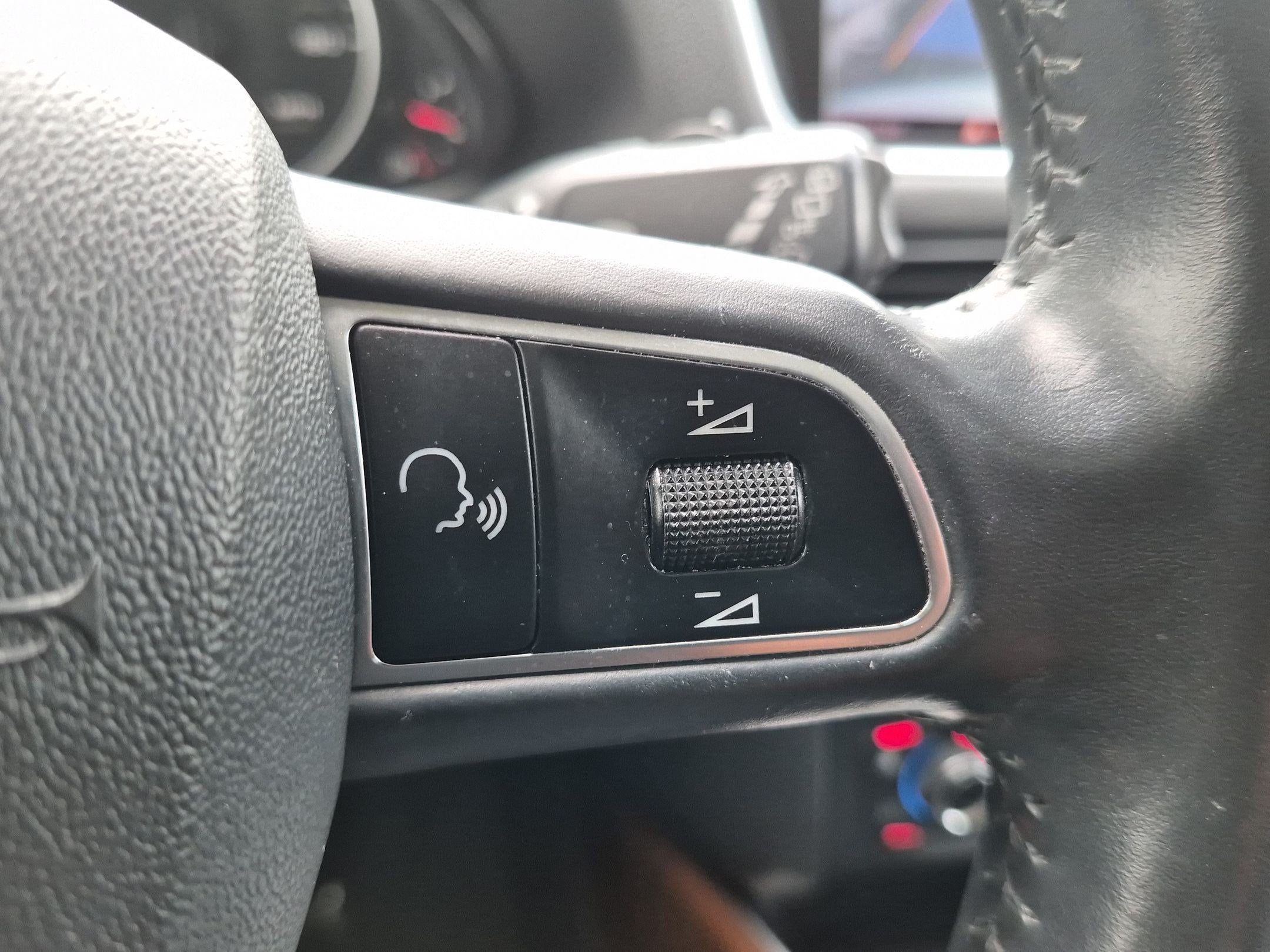 2012 Audi Q5 2.0T Premium Plus