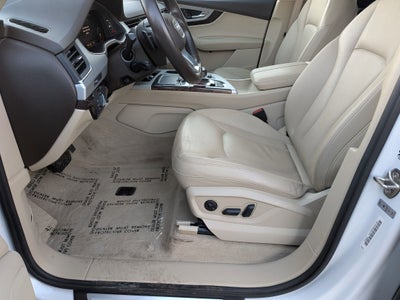 2019 Audi Q7 Premium Plus