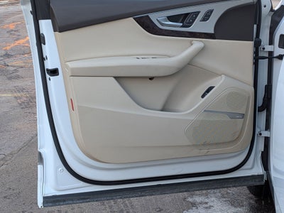 2019 Audi Q7 Premium Plus