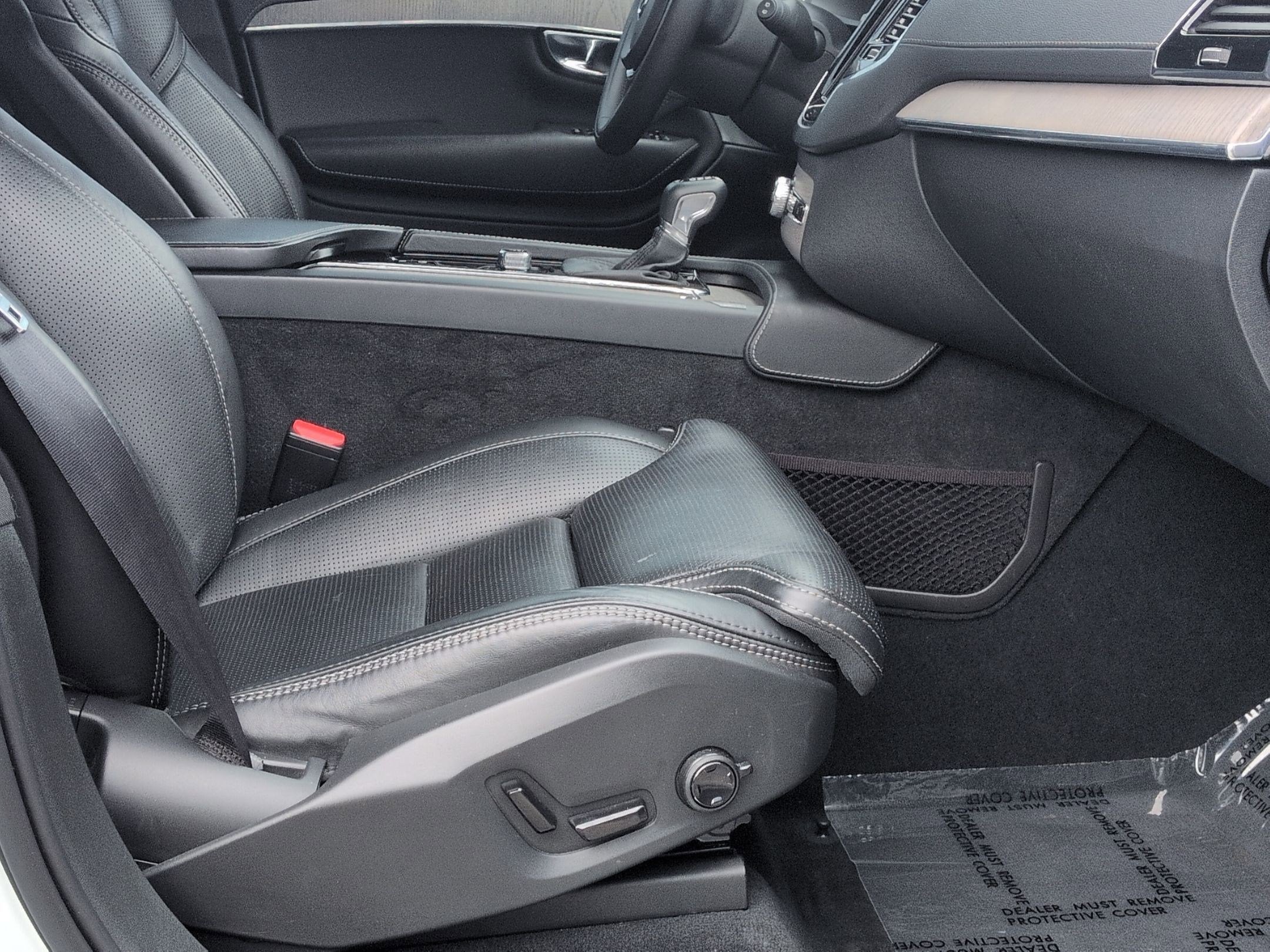 2020 Volvo XC90 T6 Inscription 6 Passenger