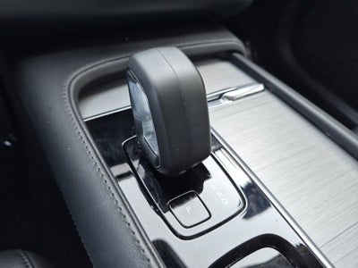 2024 Volvo XC90 B5 Core Bright Theme