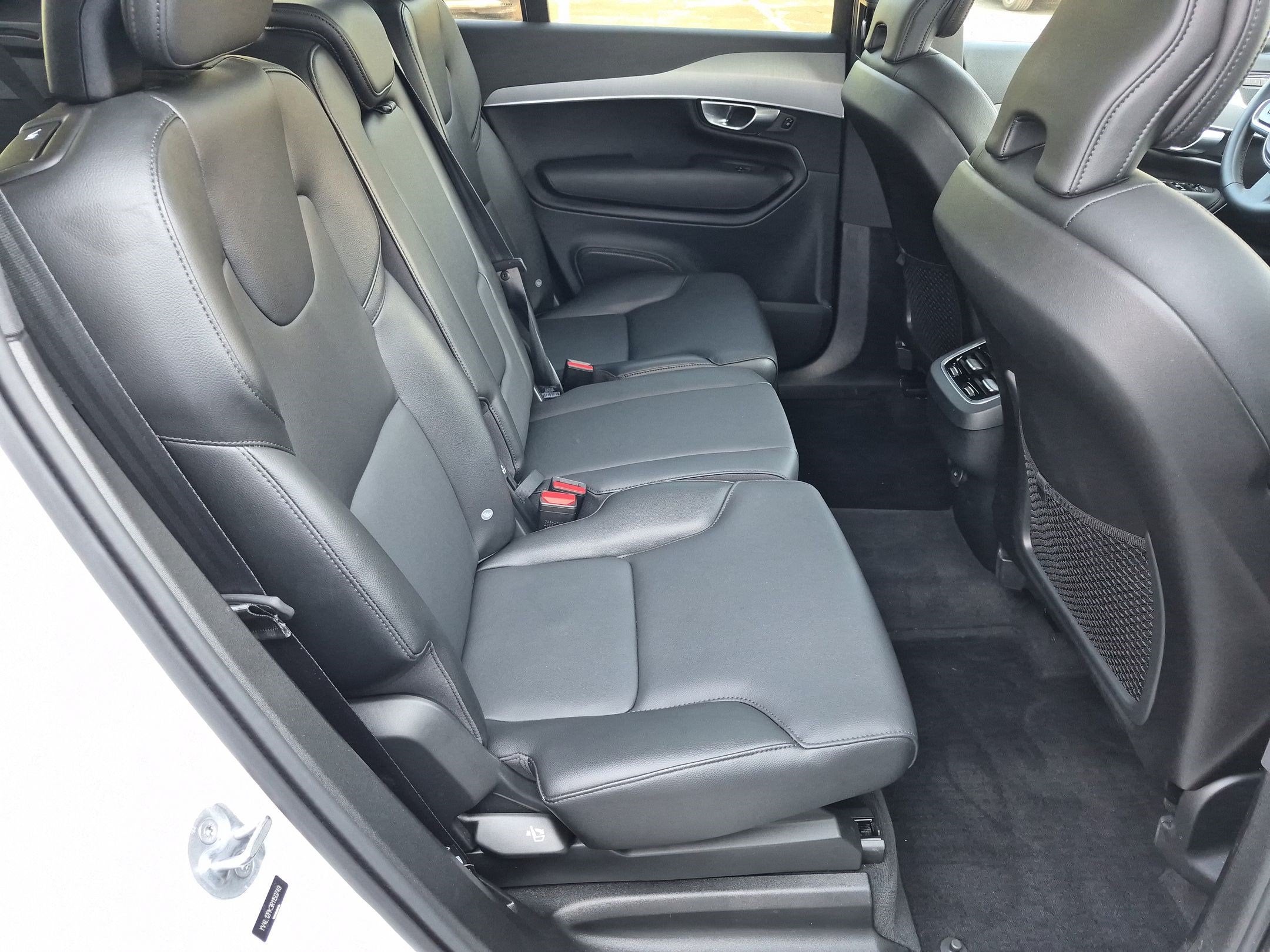 2024 Volvo XC90 B5 Core Bright Theme