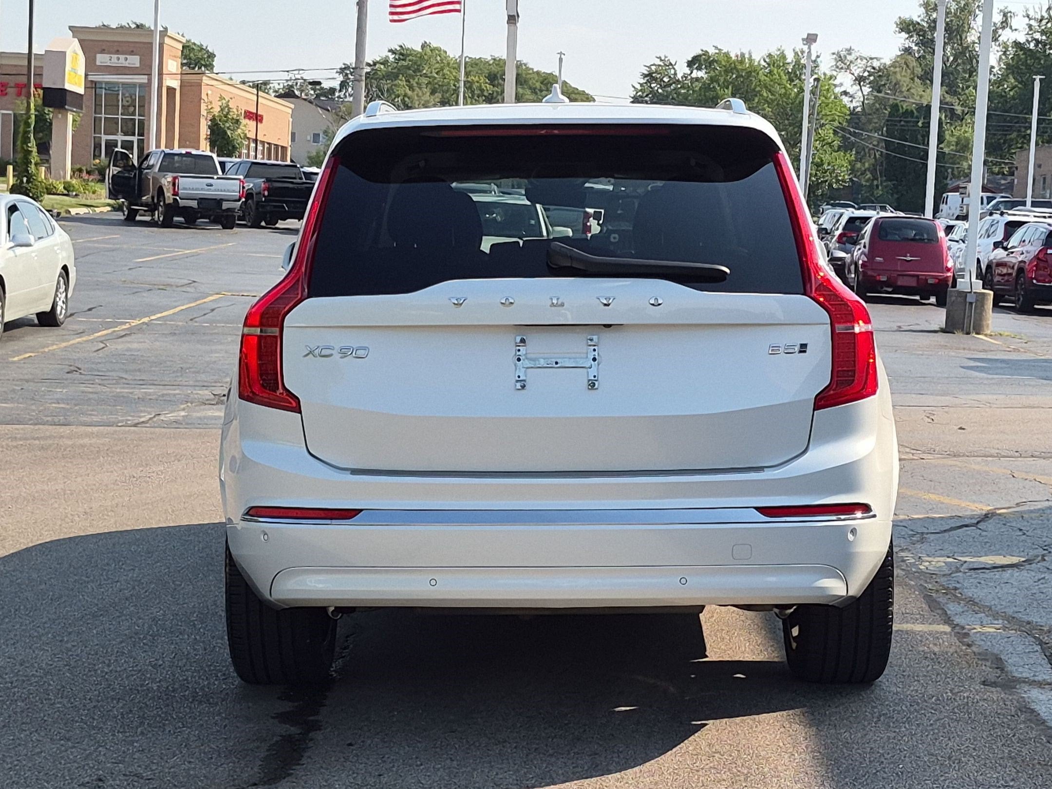 2024 Volvo XC90 B5 Core Bright Theme